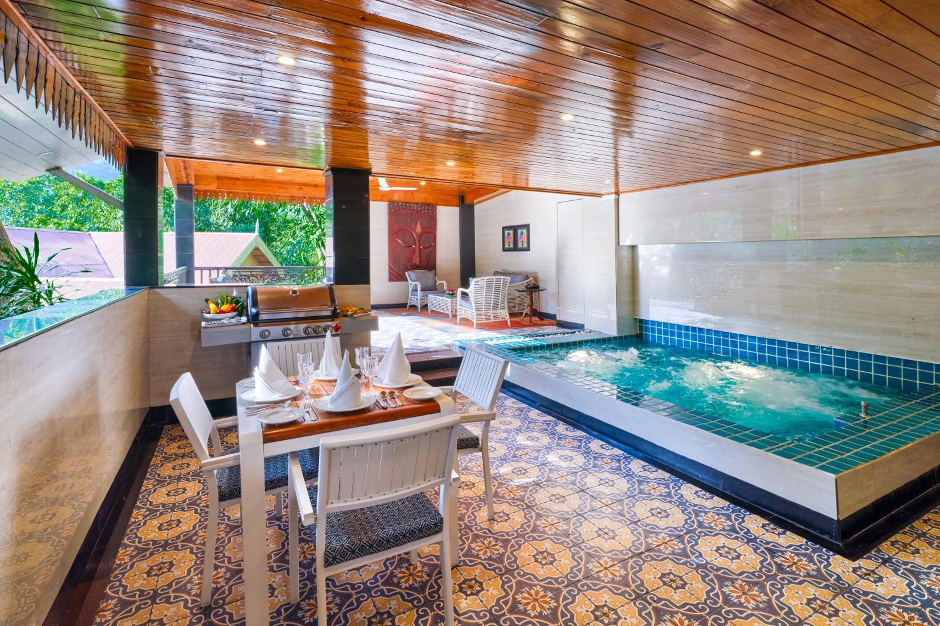 Pool view in Mayfair Spa Resort & Casino