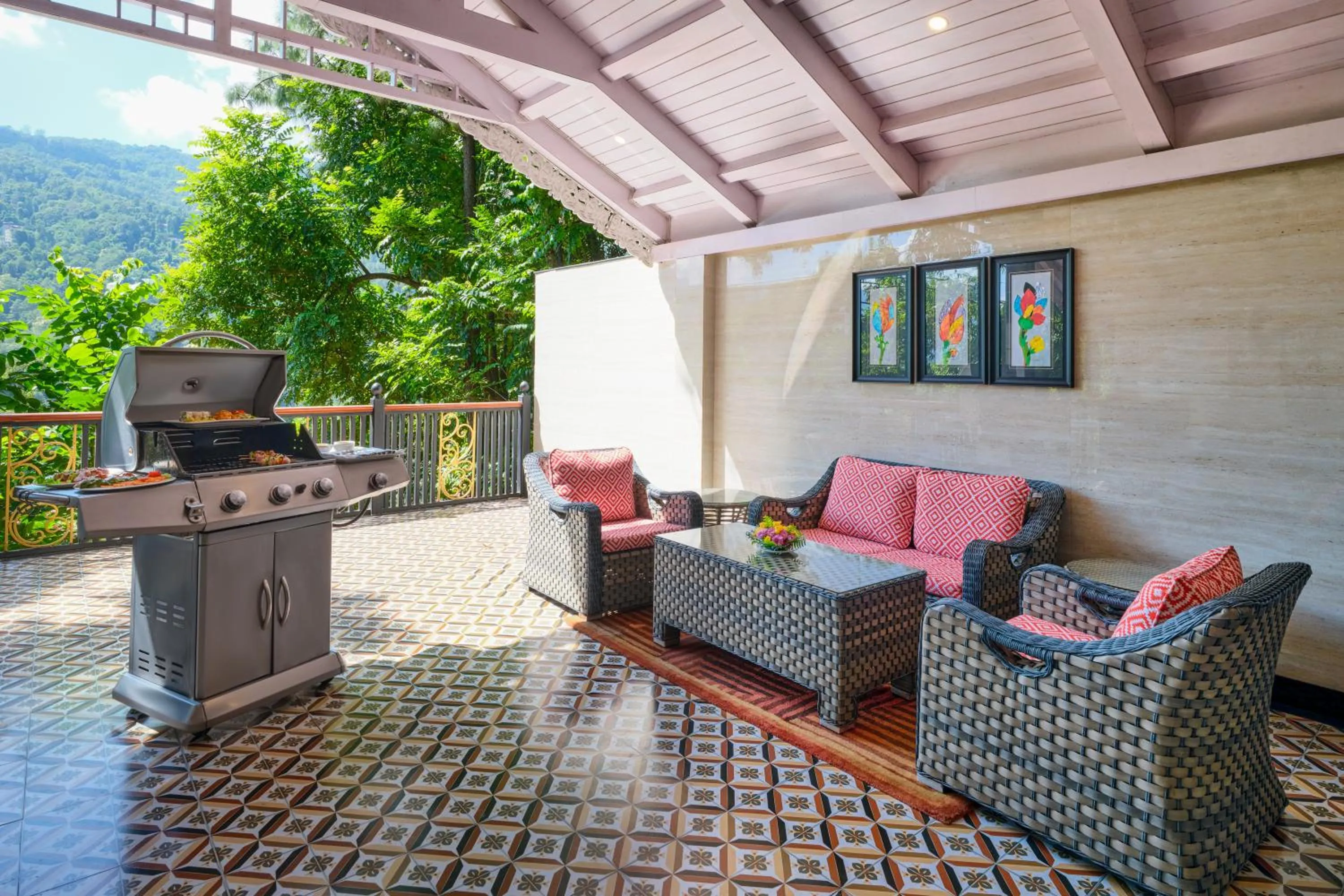 Patio in Mayfair Spa Resort & Casino