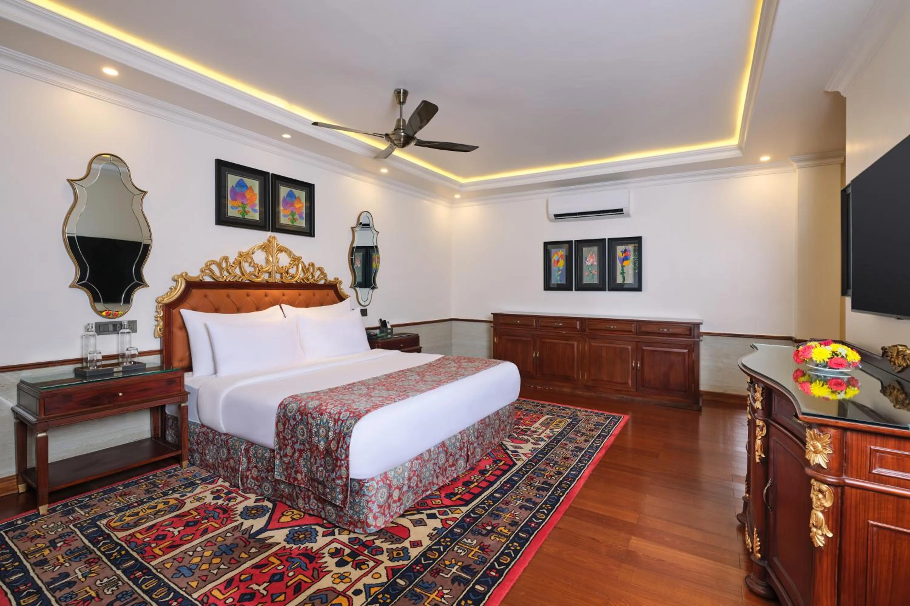 Bedroom, Bed in Mayfair Spa Resort & Casino