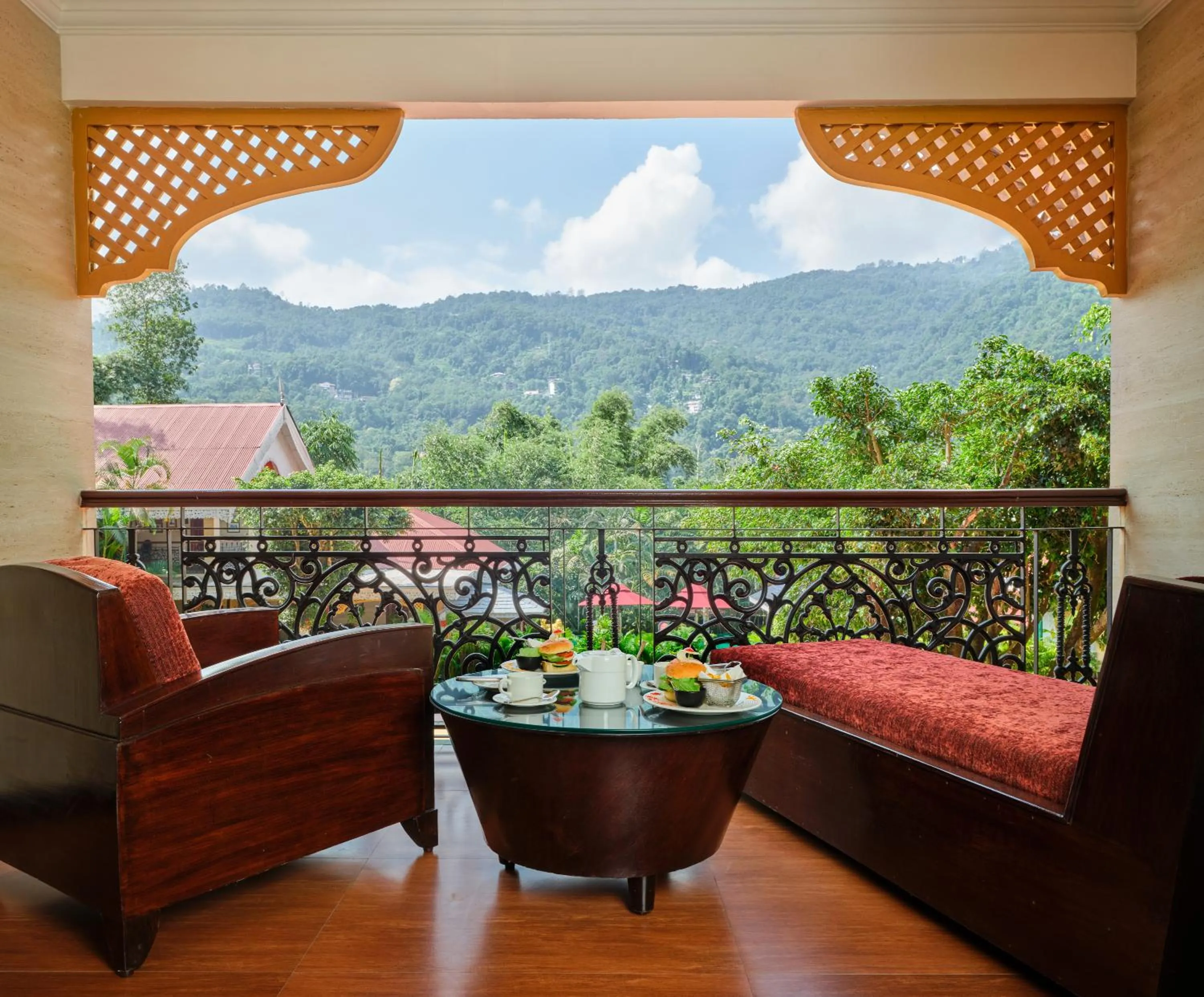 Balcony/Terrace in Mayfair Spa Resort & Casino