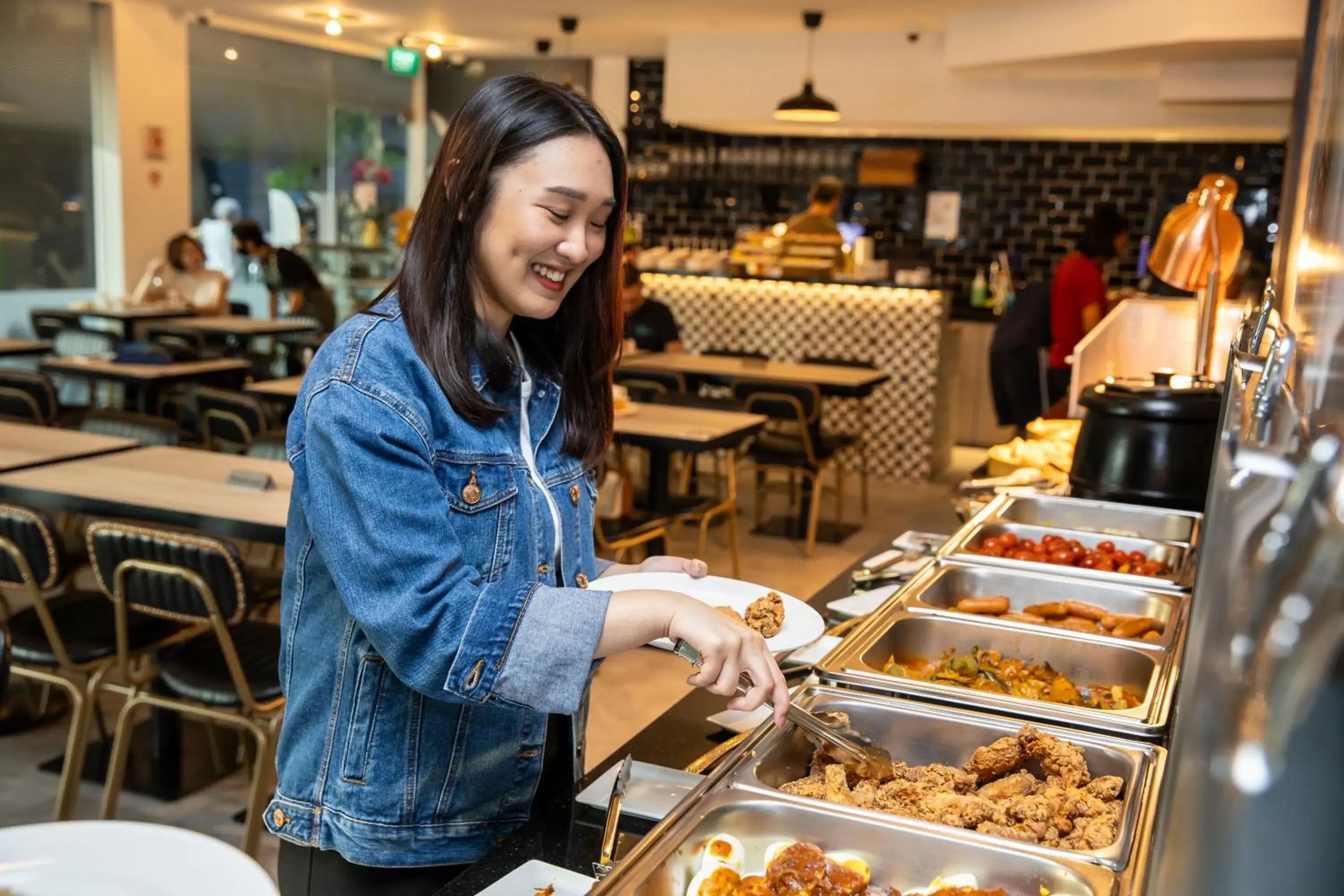 Restaurant/places to eat in ibis Styles Singapore Albert Restaurant/places to eat in ibis Styles Singapore Albert