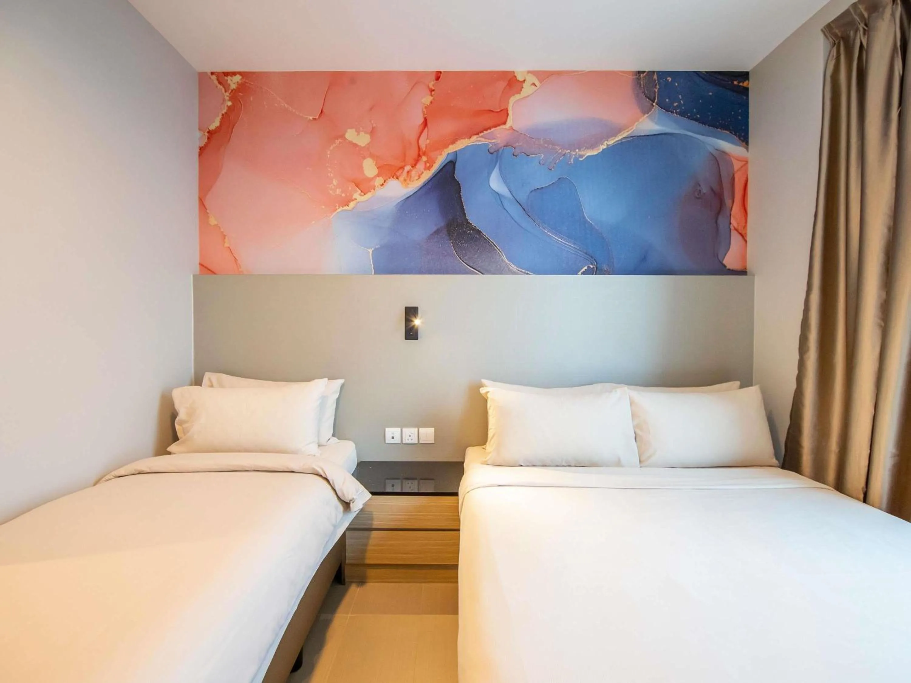 Bedroom, Bed in ibis Styles Singapore Albert