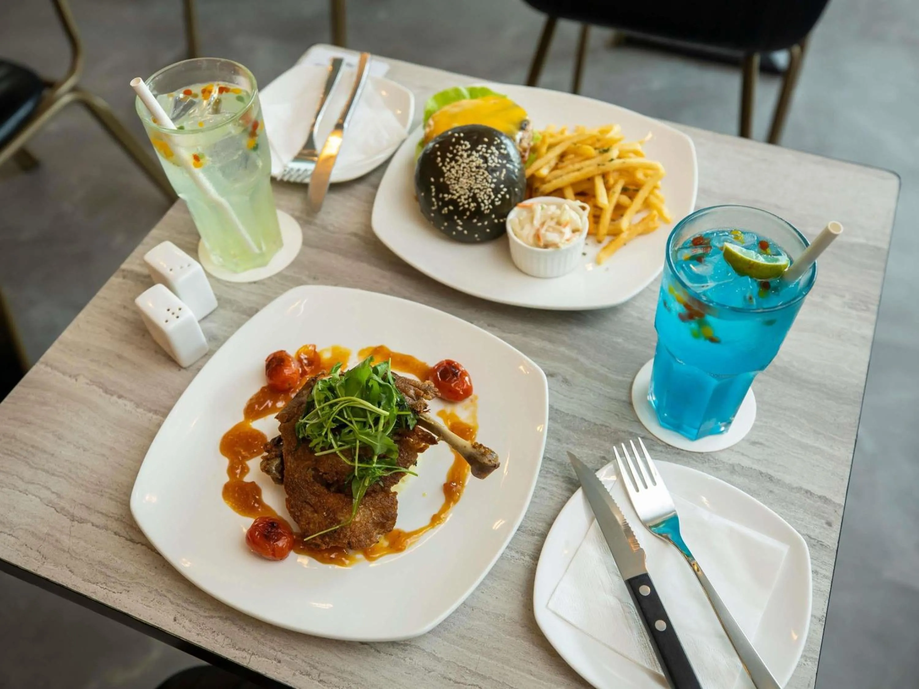 Property building in ibis Styles Singapore Albert