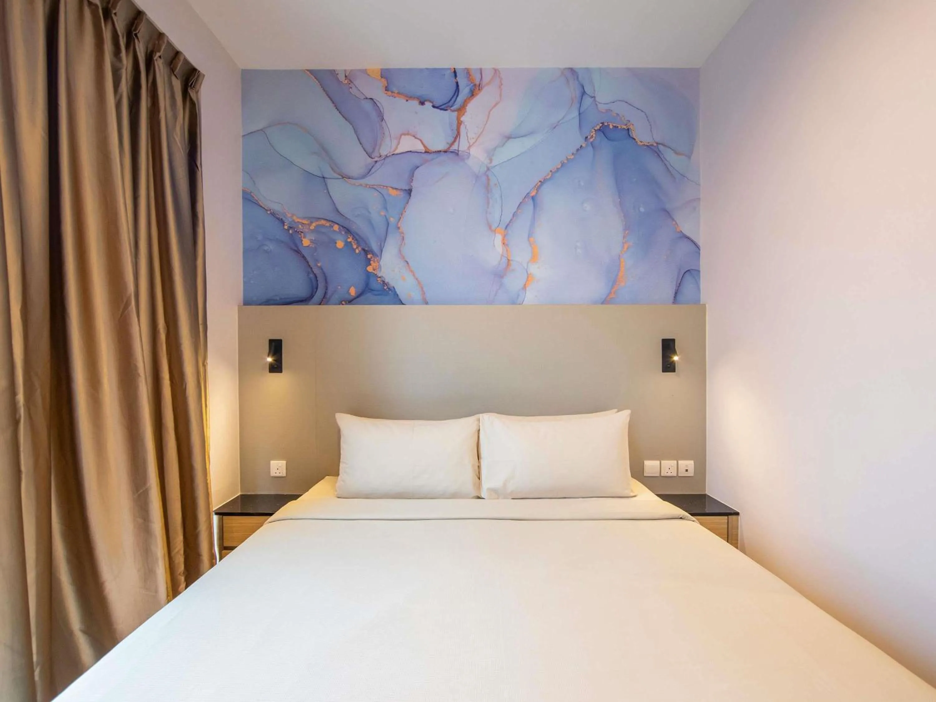 Bedroom, Bed in ibis Styles Singapore Albert