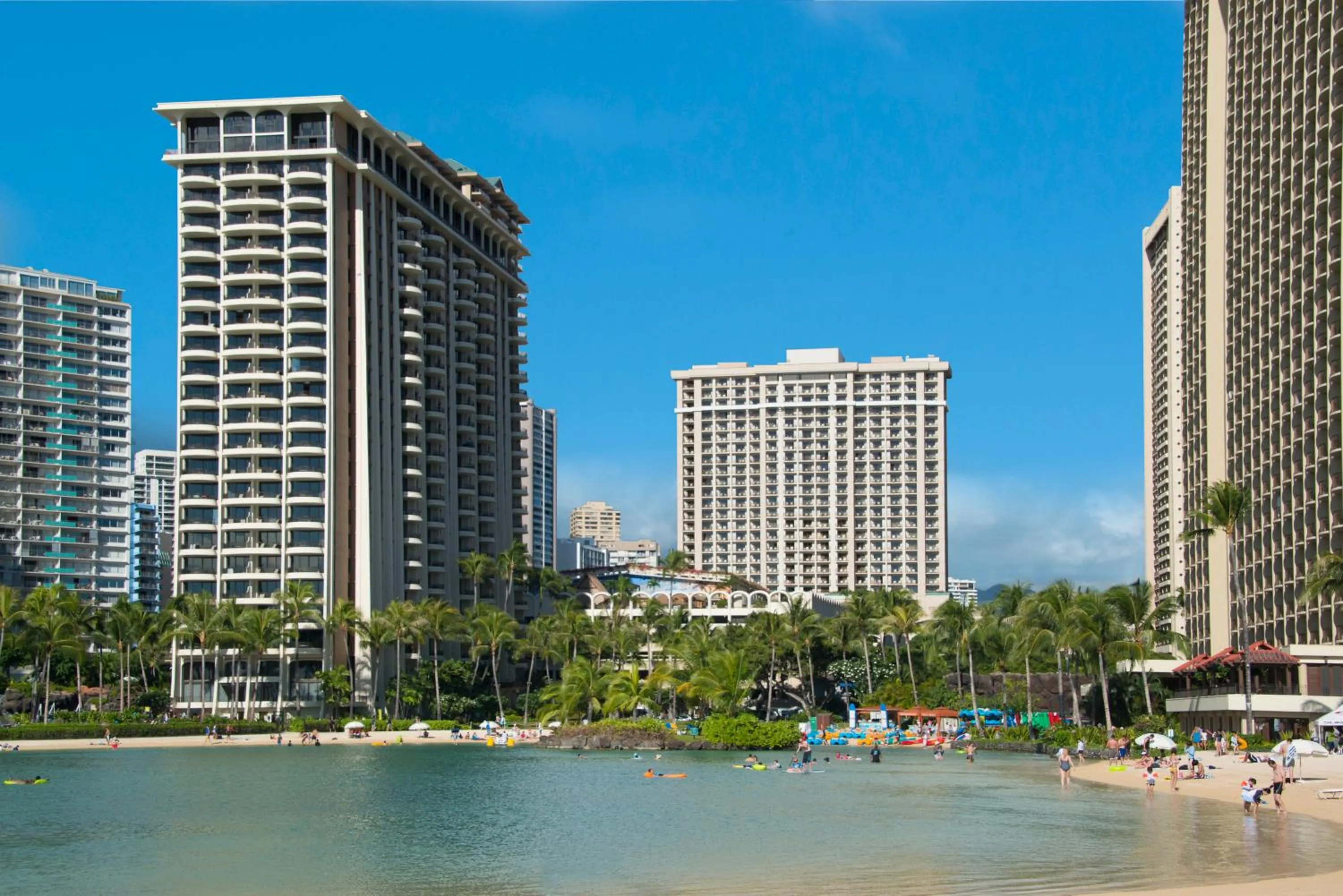 Property building in Hilton Grand Vacations Club at Hilton Hawaiian Village