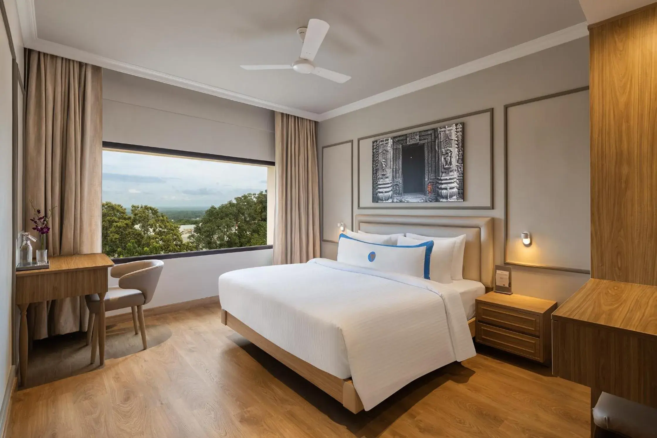 Bedroom, Bed in Fortune Valley View, Manipal - Member ITC Hotels' Group Bedroom, Bed in Fortune Valley View, Manipal - Member ITC Hotels' Group
