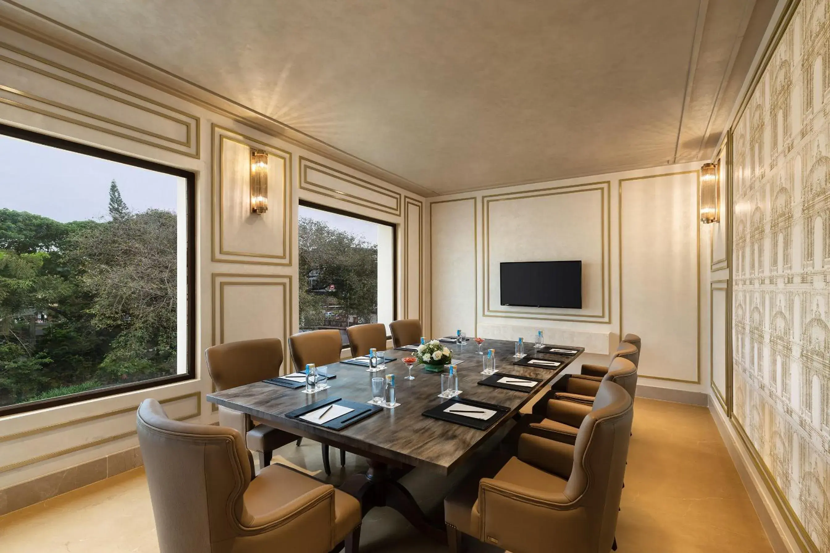 Meeting/conference room in Fortune Valley View, Manipal - Member ITC Hotels' Group Meeting/conference room in Fortune Valley View, Manipal - Member ITC Hotels' Group