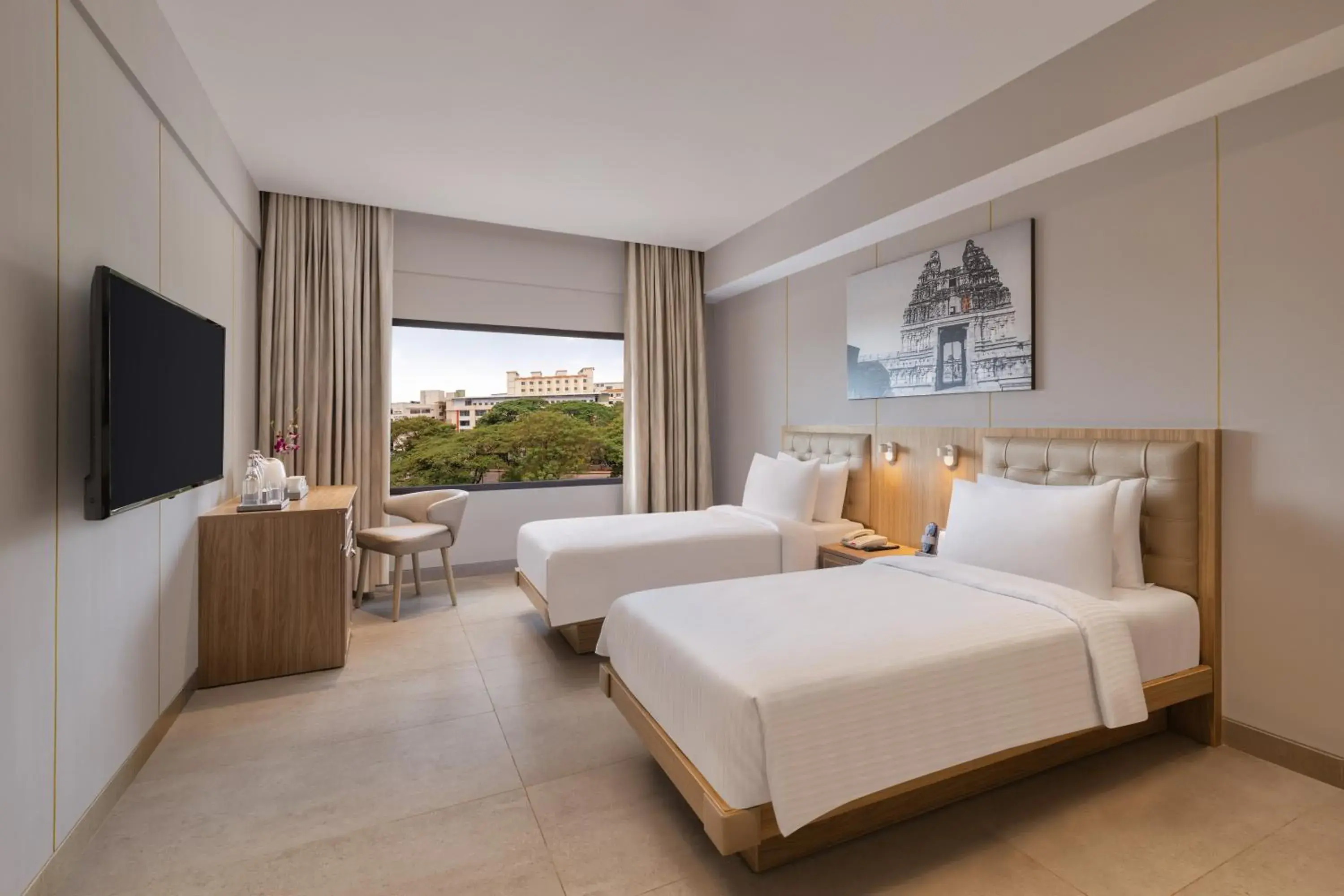 Photo of the whole room, Bed in Fortune Valley View, Manipal - Member ITC Hotels' Group Photo of the whole room, Bed in Fortune Valley View, Manipal - Member ITC Hotels' Group
