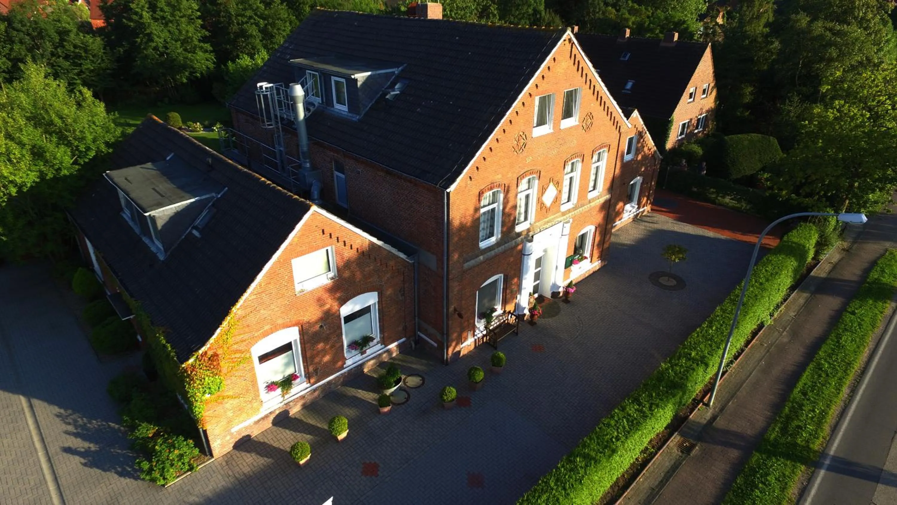 Bird's eye view in Hotel Garni Landhaus Uttum
