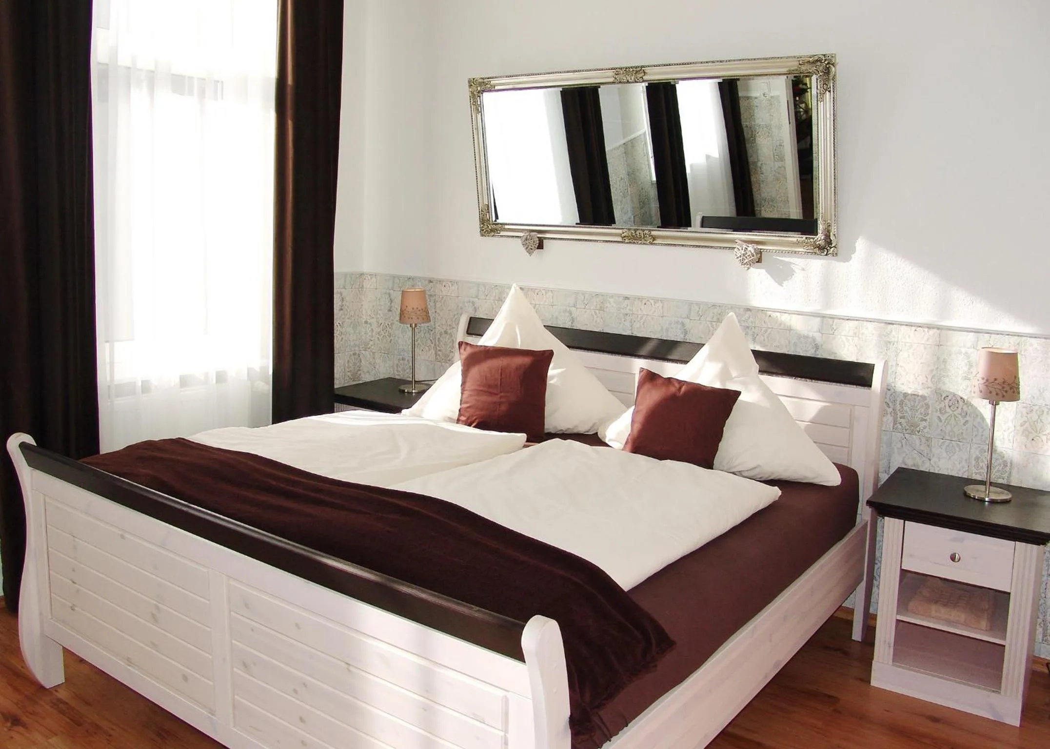 Photo of the whole room, Bed in Hotel Garni Landhaus Uttum