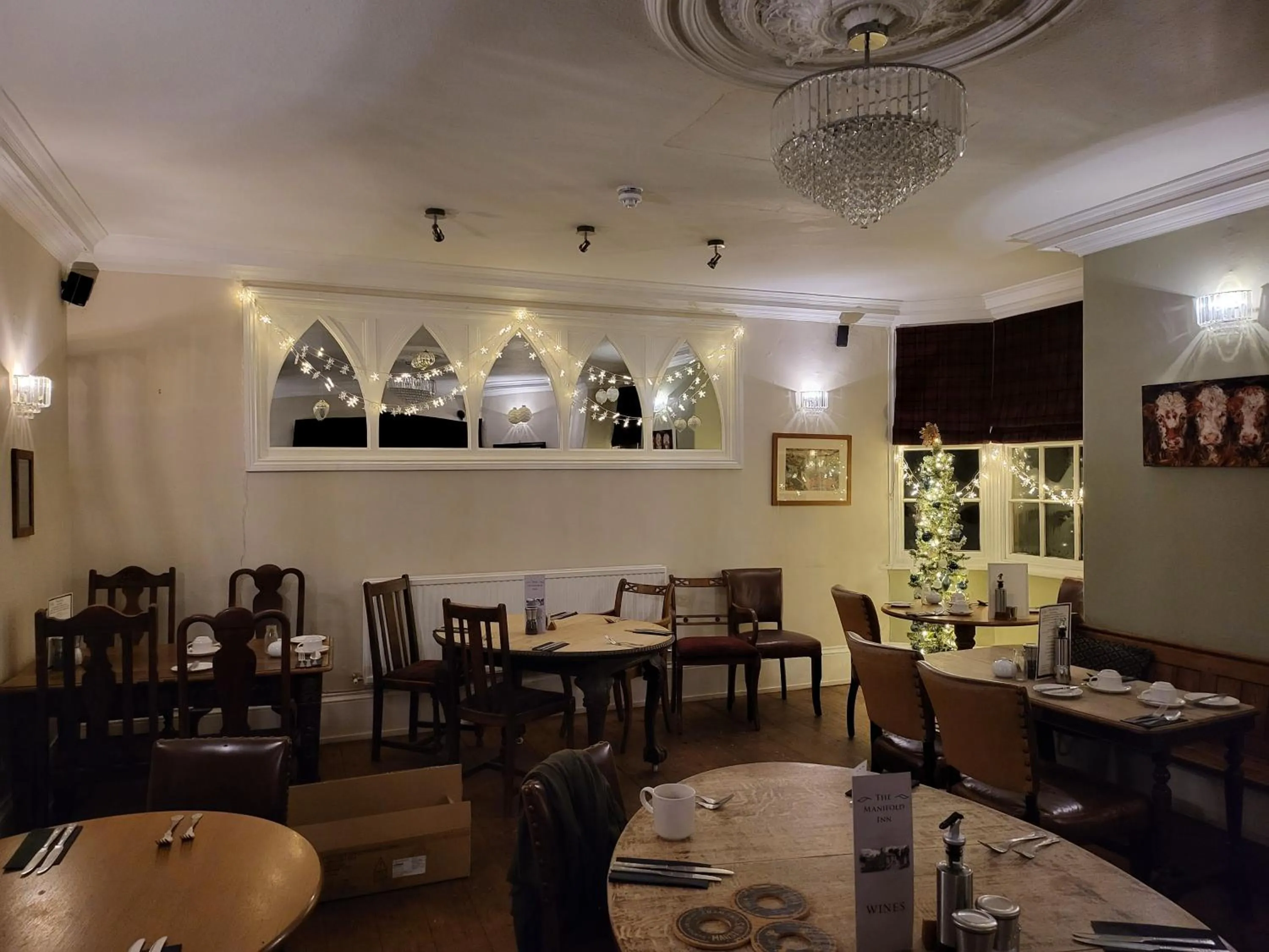 The Manifold Inn Hotel