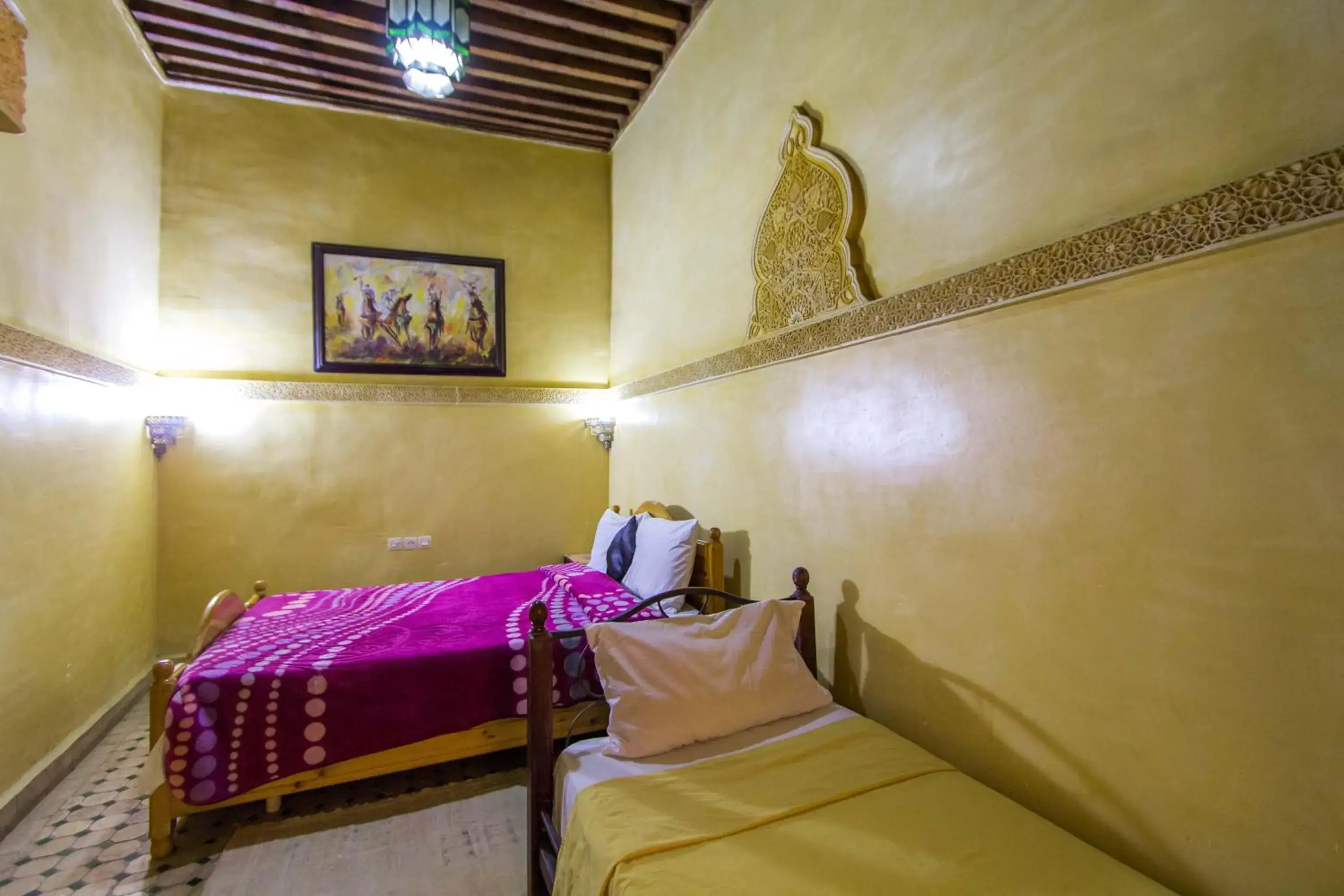 Yasmina Twin Room in Riad Anass Al Ouali Yasmina Twin Room in Riad Anass Al Ouali
