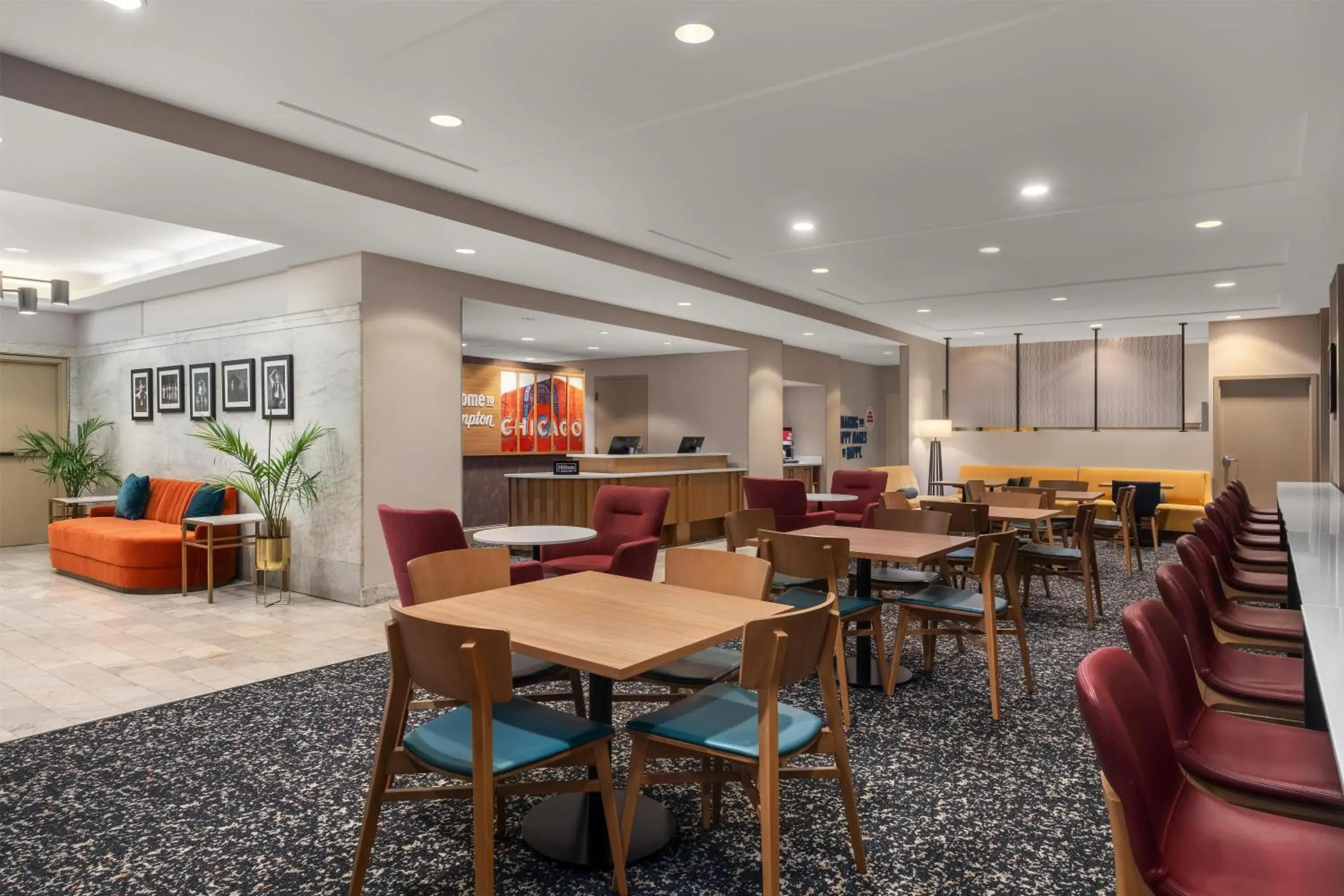 Breakfast in Hampton Inn Majestic Chicago Theatre District Breakfast in Hampton Inn Majestic Chicago Theatre District