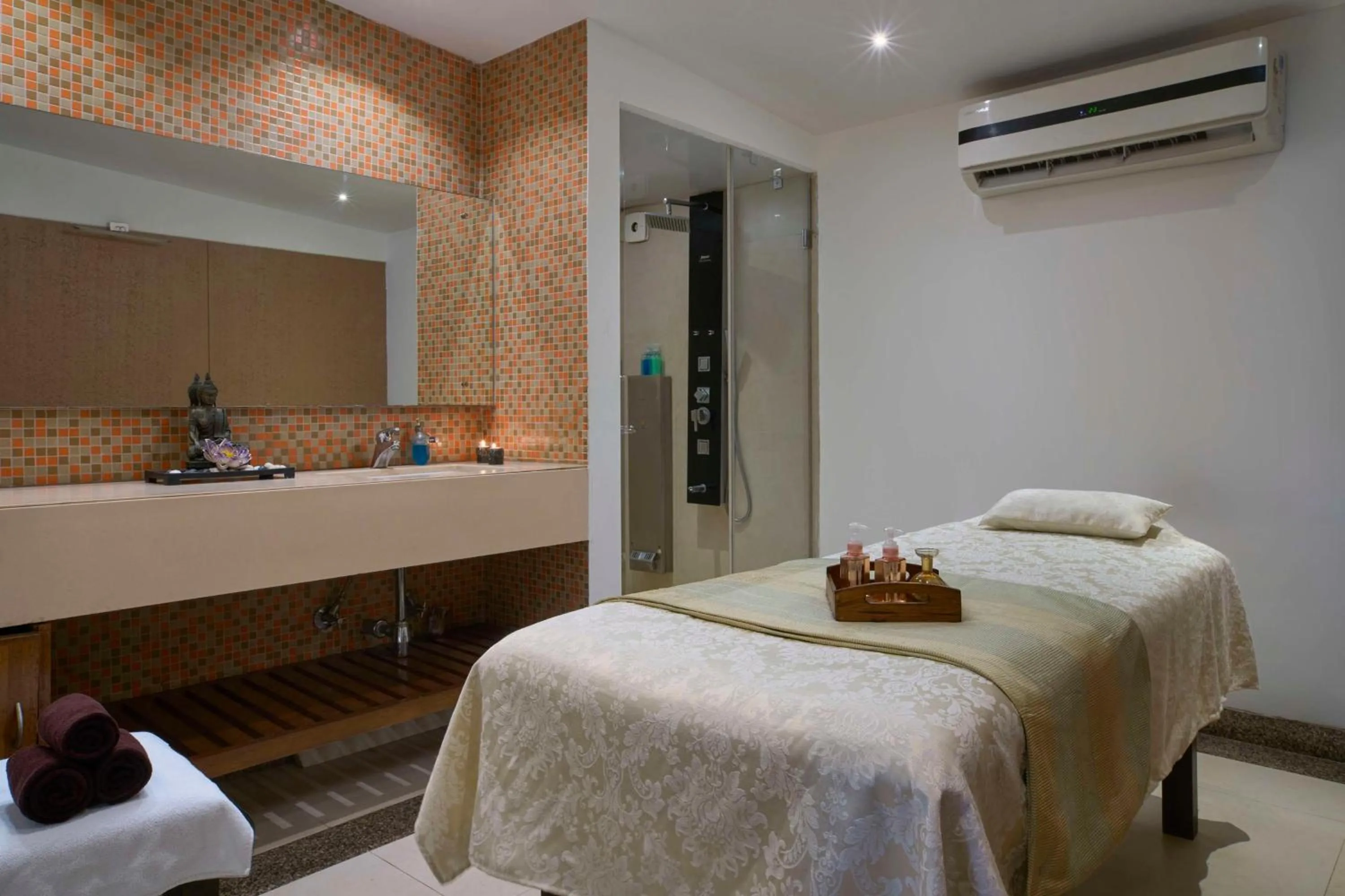 Spa and wellness centre/facilities in Park Inn by Radisson Goa Candolim