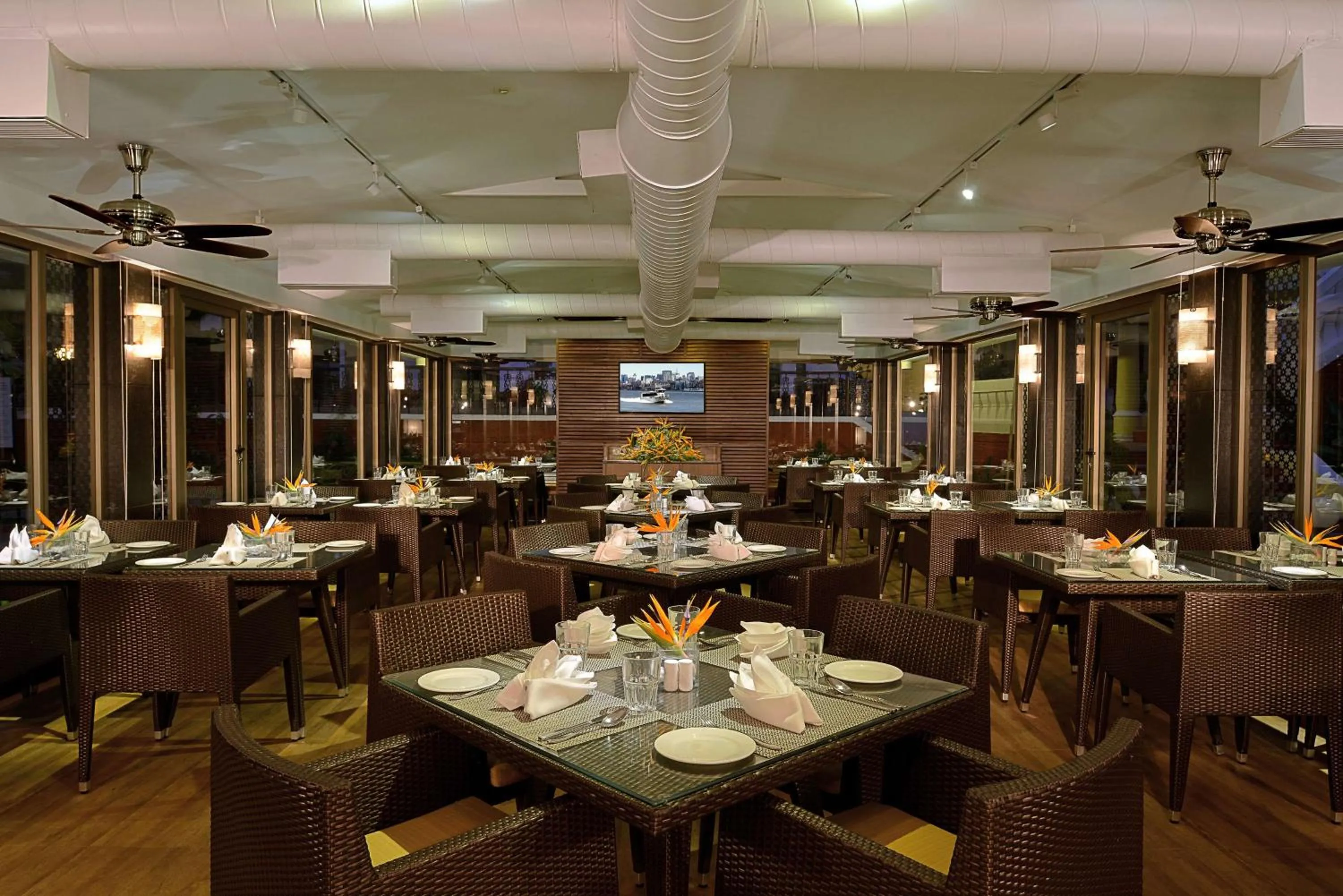 Restaurant/places to eat in Park Inn by Radisson Goa Candolim