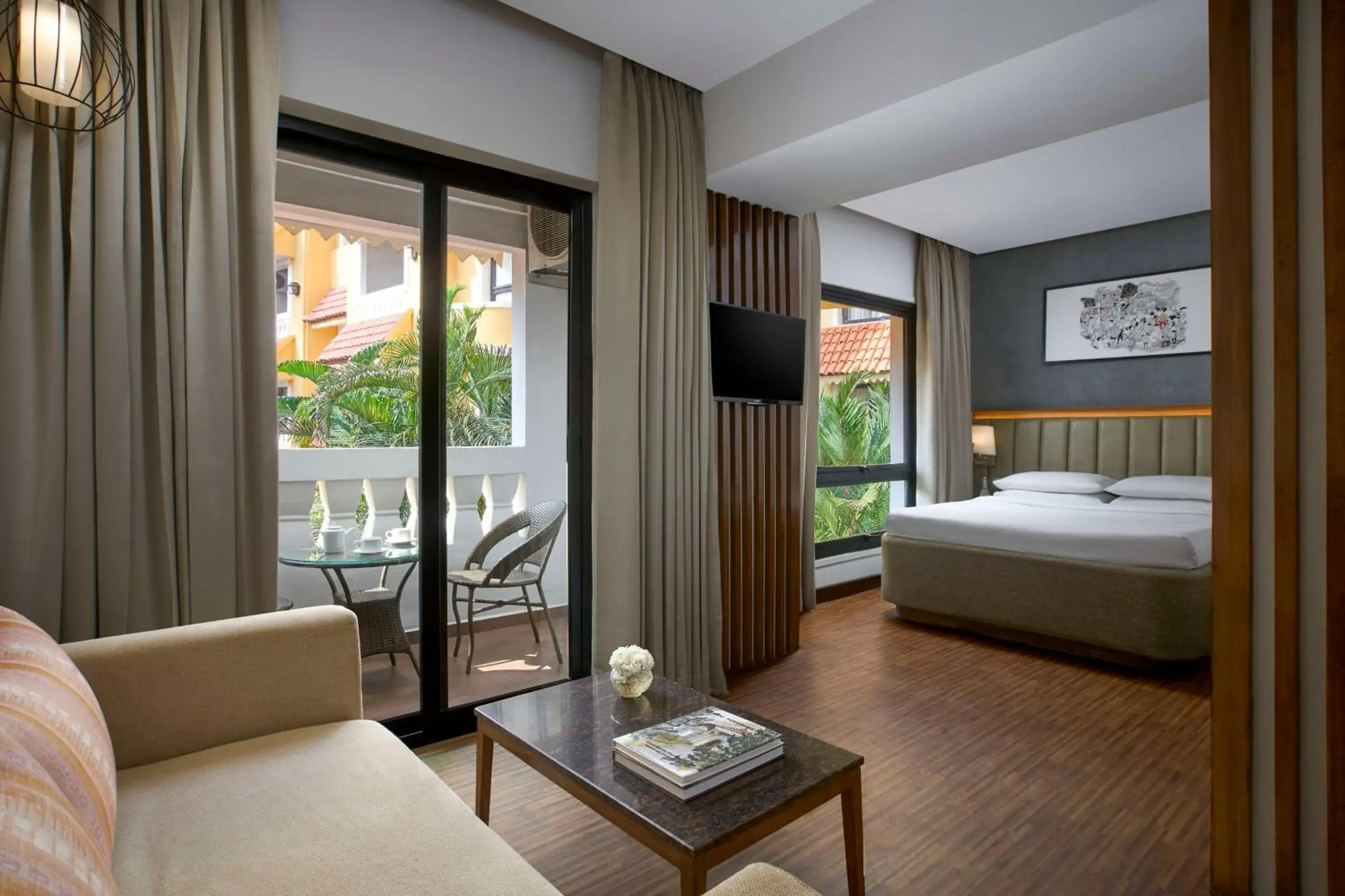 Premium Queen Room in Park Inn by Radisson Goa Candolim Premium Queen Room in Park Inn by Radisson Goa Candolim