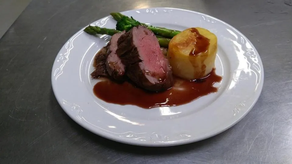 Food in Grotli Høyfjellshotell