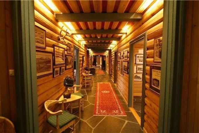 Lobby or reception in Grotli Høyfjellshotell