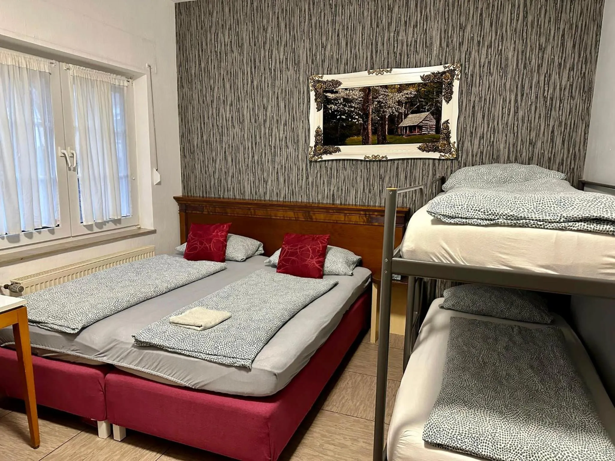 Bed in Hotel Landhaus Köln