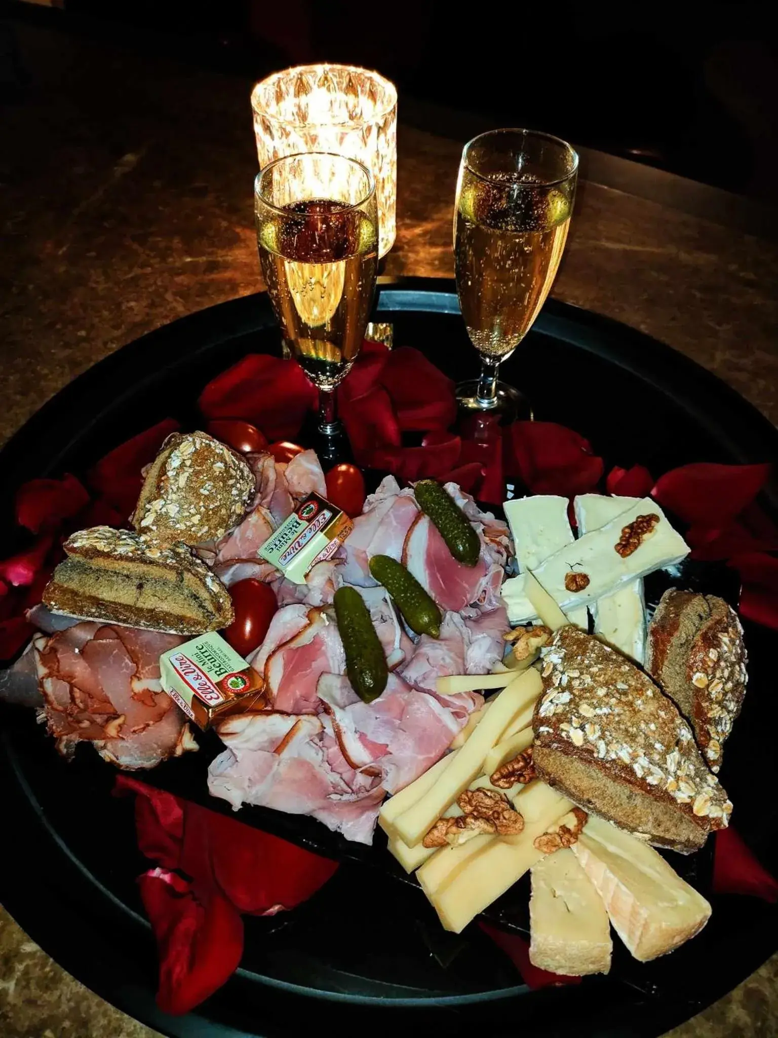 Lounge or bar in Hôtel La Réserve Lounge or bar in Hôtel La Réserve