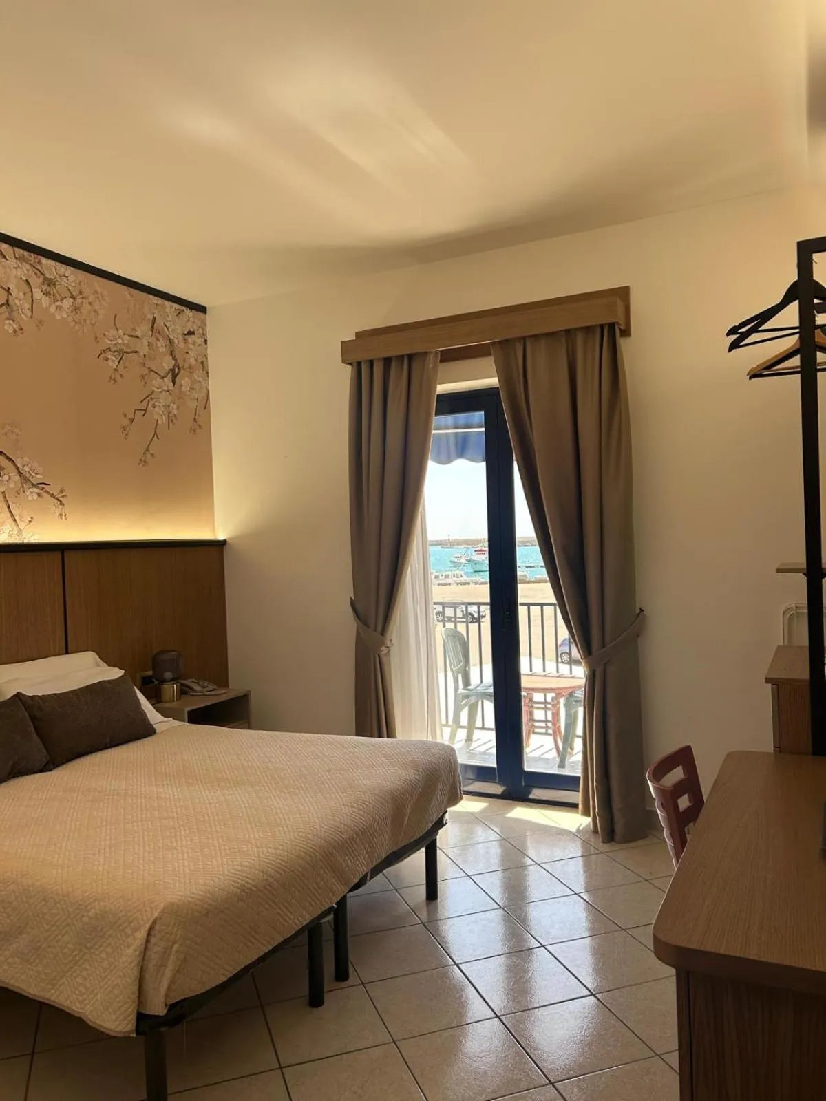 Bed in Hotel Al Faro