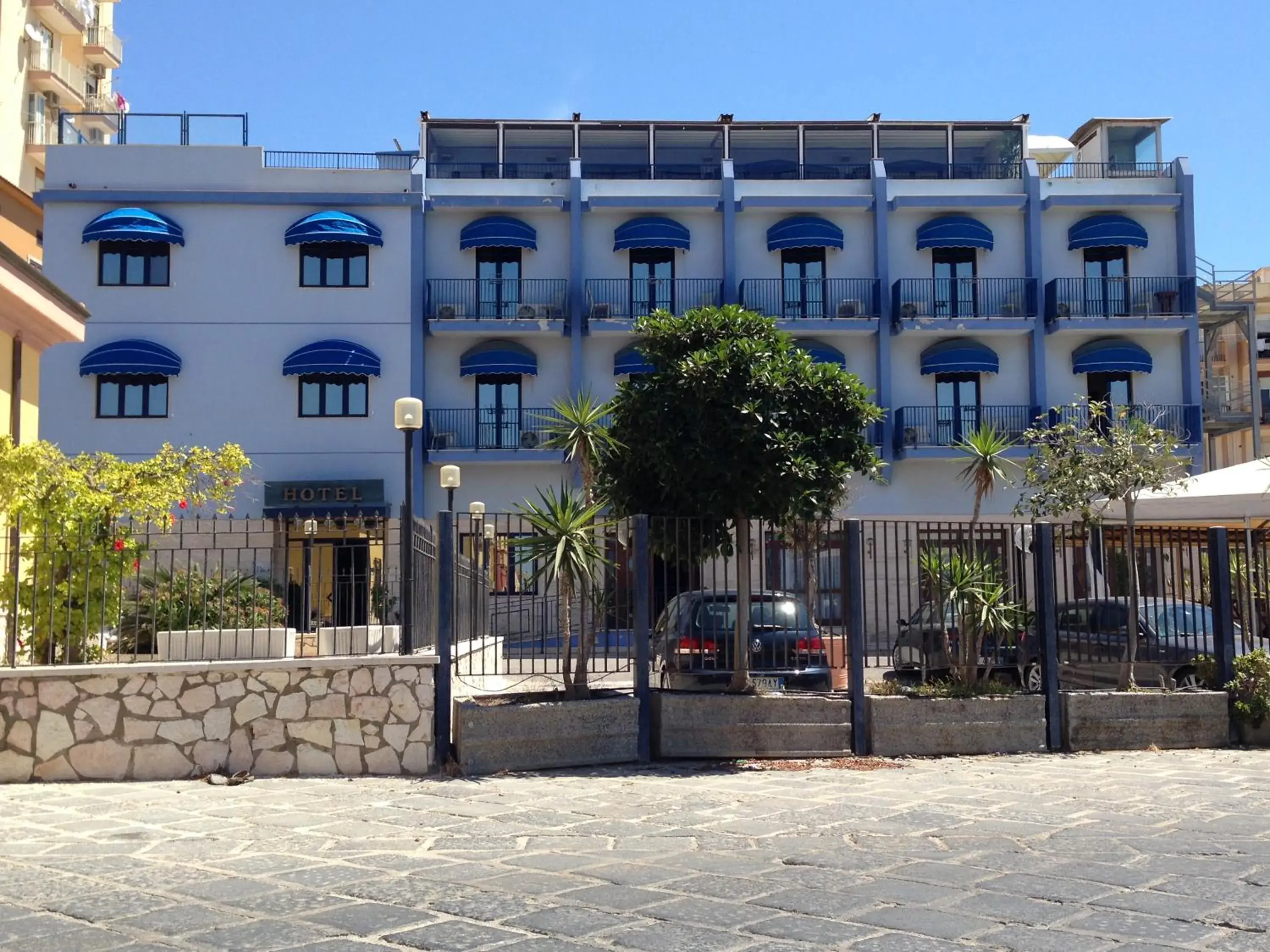 Facade/entrance, Property Building in Hotel Al Faro