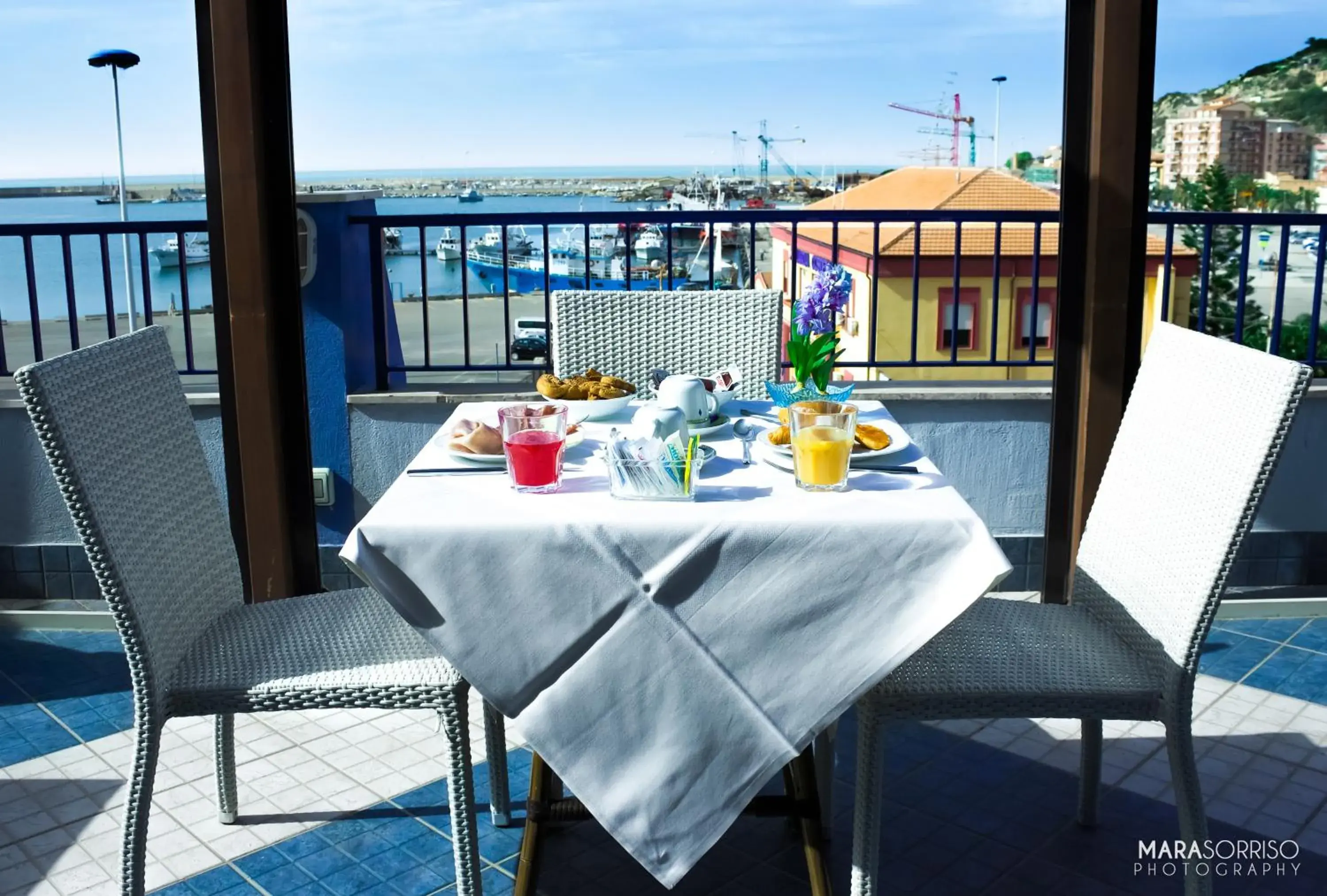 Breakfast in Hotel Al Faro