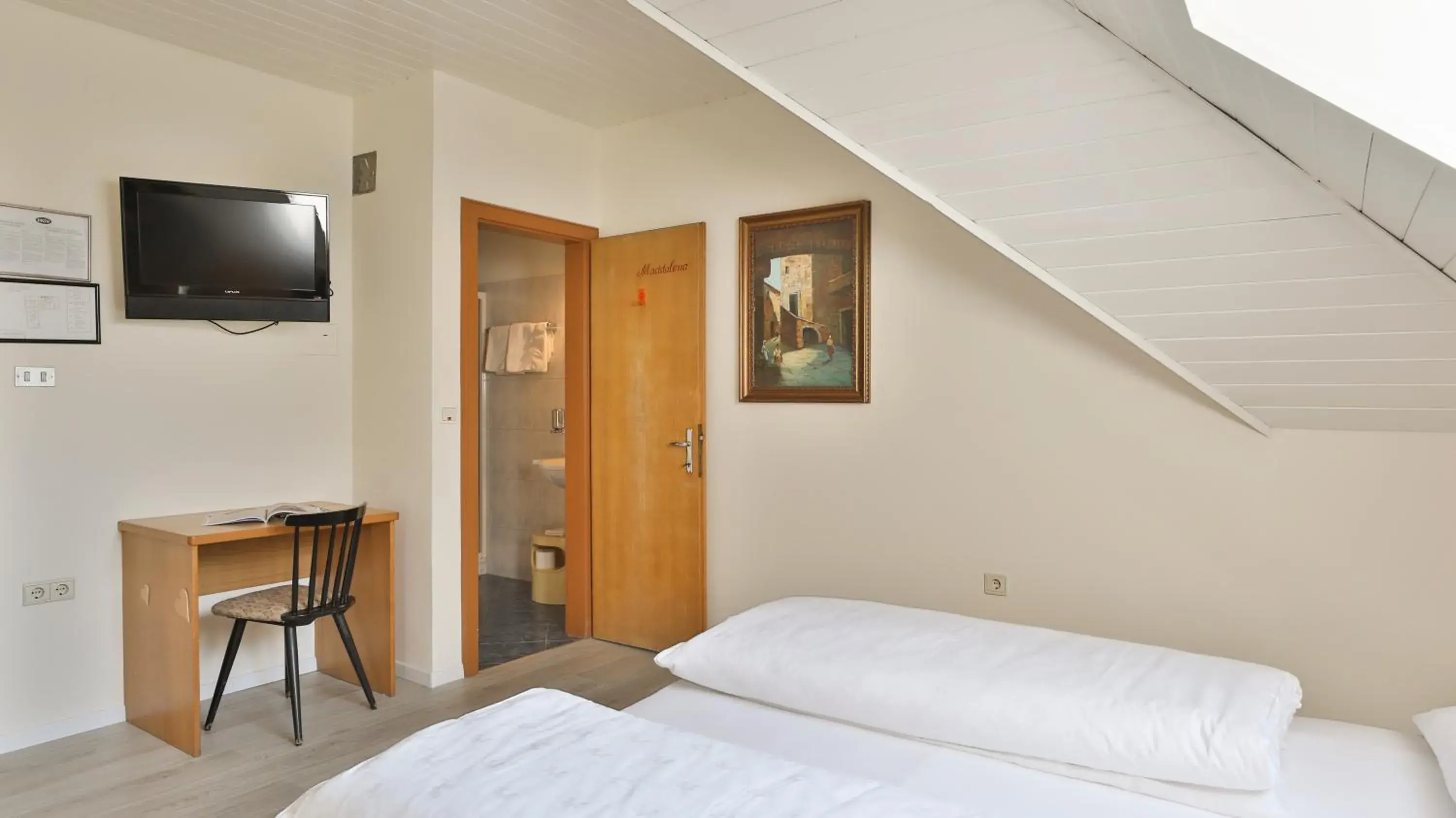 Triple Room in Hotel Sparerhof Triple Room in Hotel Sparerhof