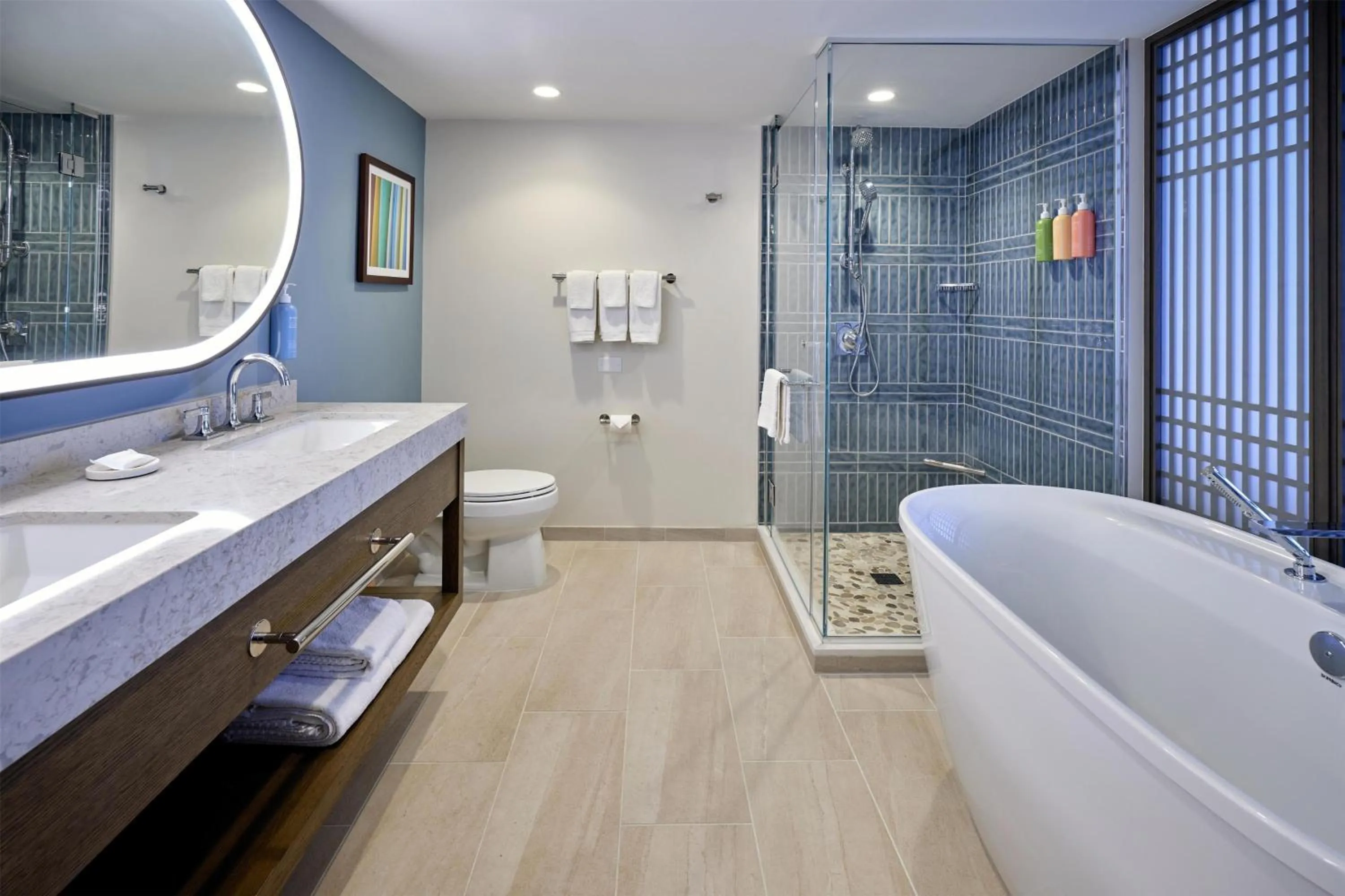 Bathroom in Hilton Hawaiian Village Waikiki Beach Resort