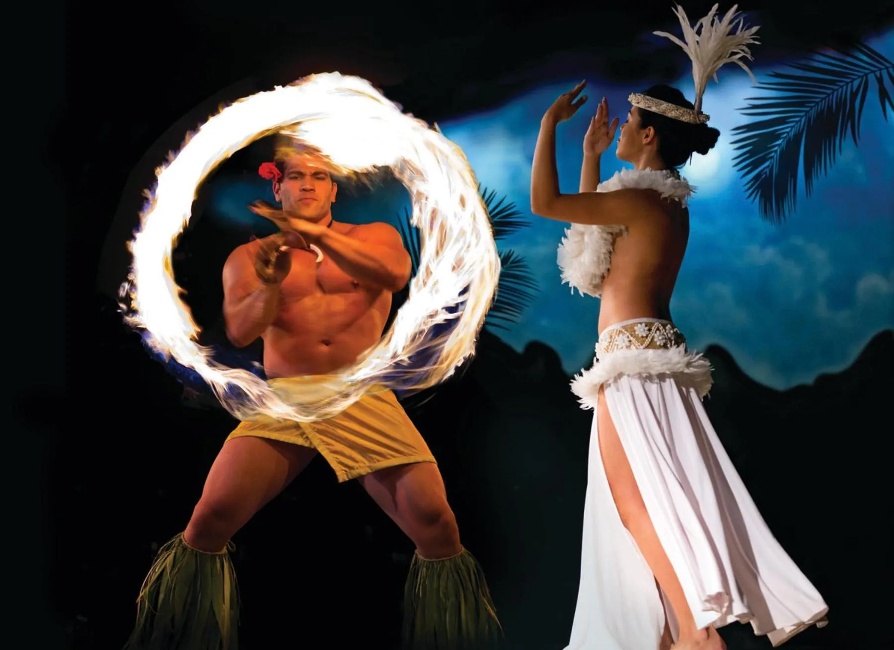 Evening entertainment in Hilton Hawaiian Village Waikiki Beach Resort