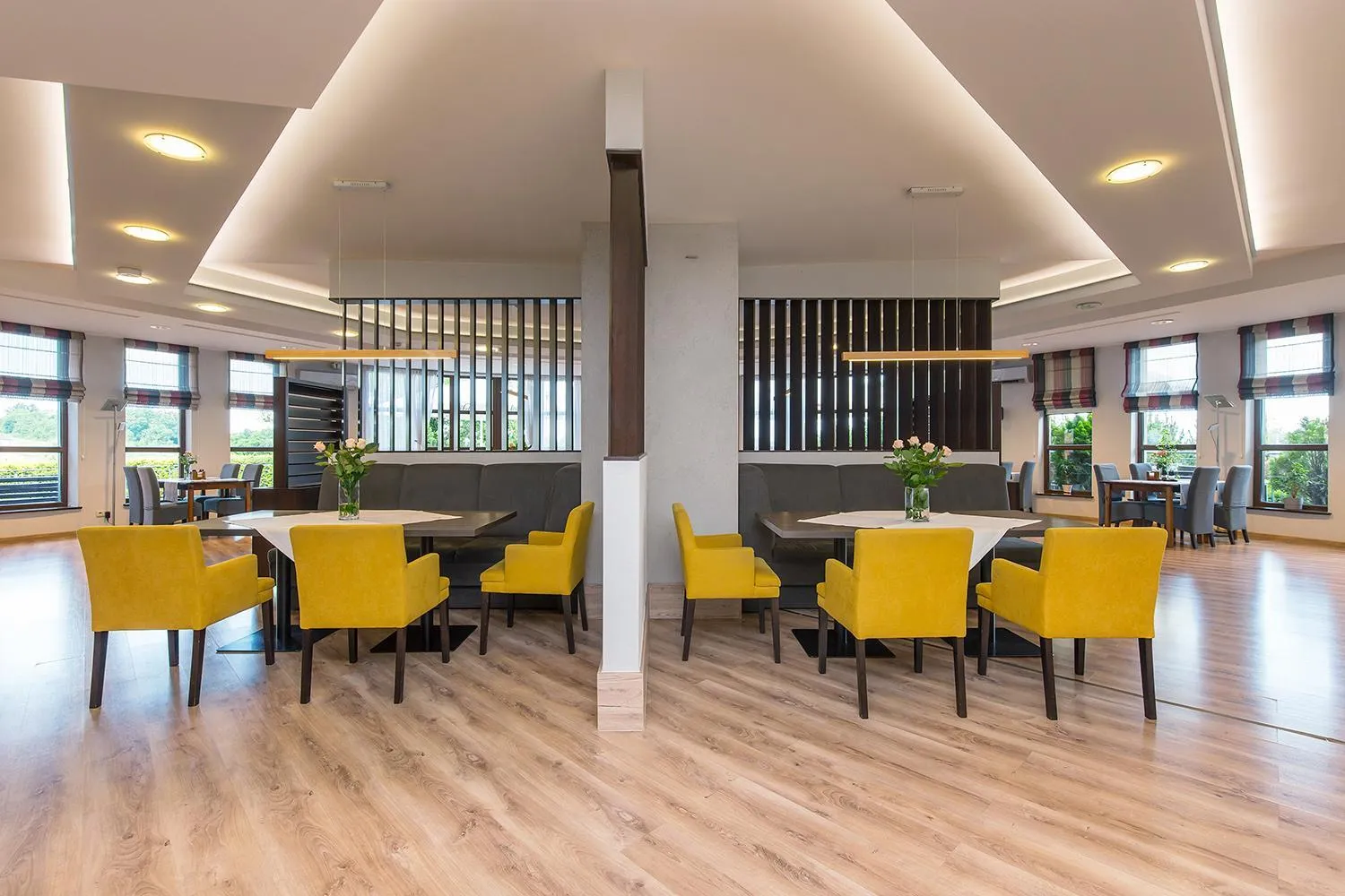 Restaurant/places to eat in Hotel Esperanto