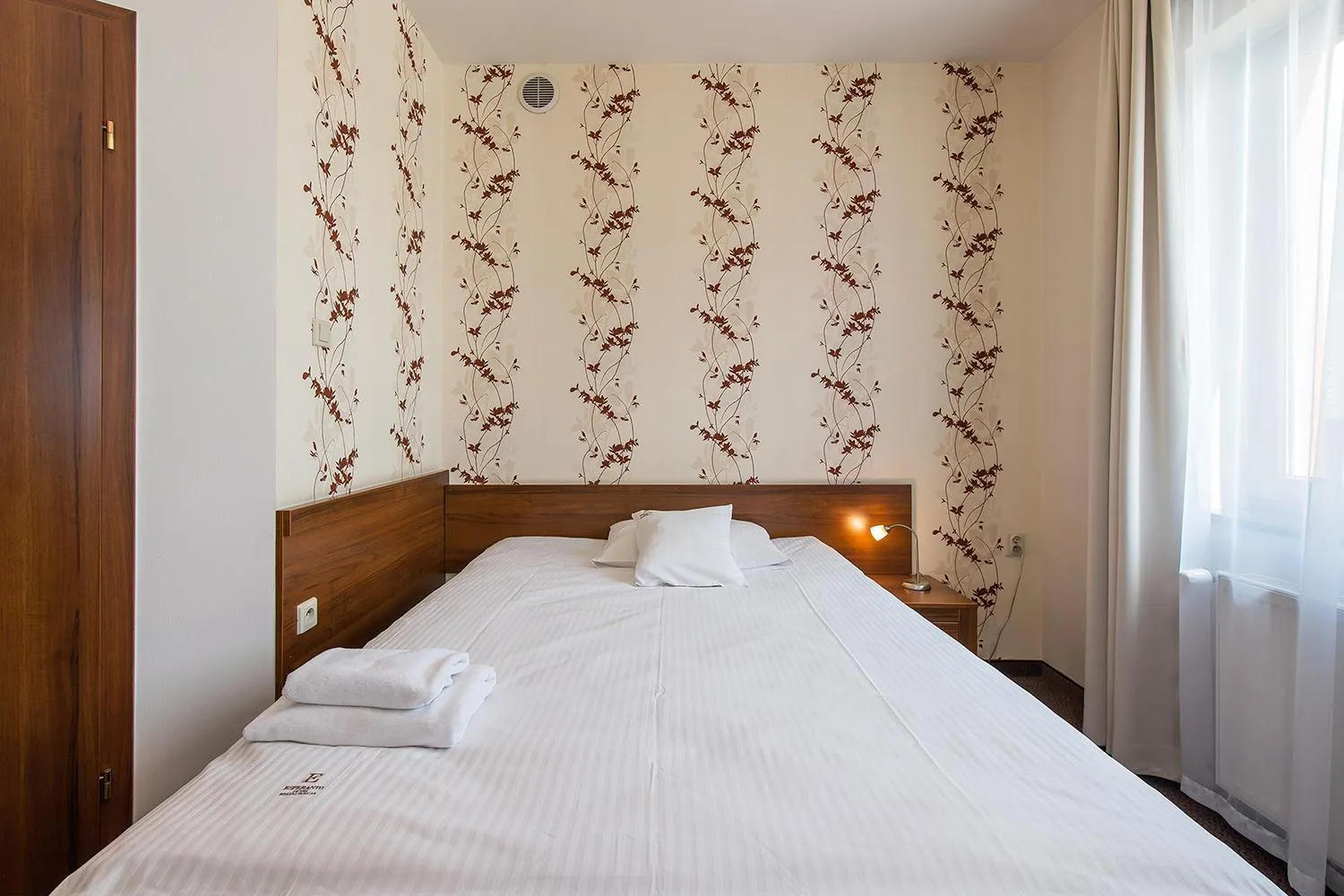 Bed in Hotel Esperanto