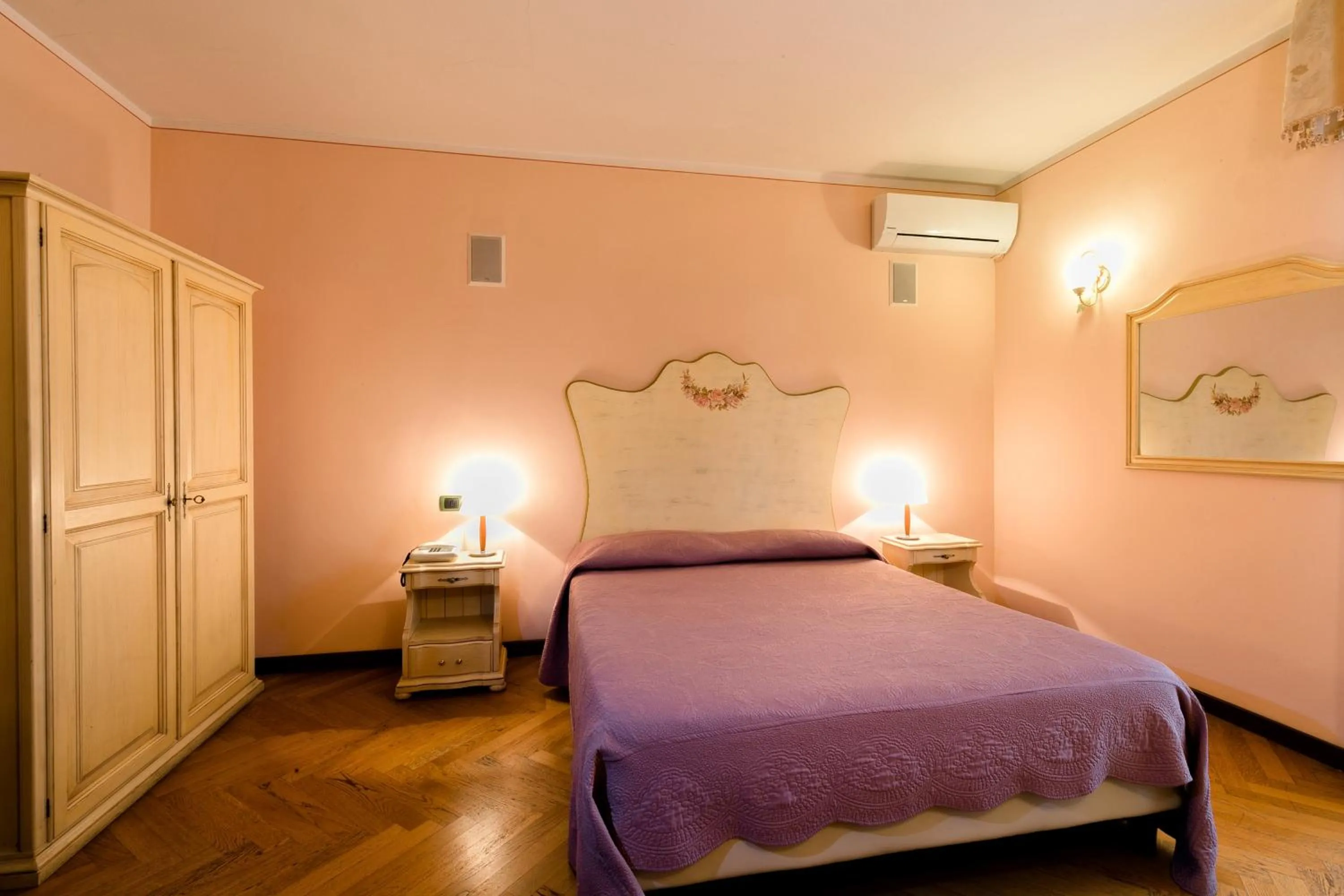 Bedroom, Bed in Hotel Pace