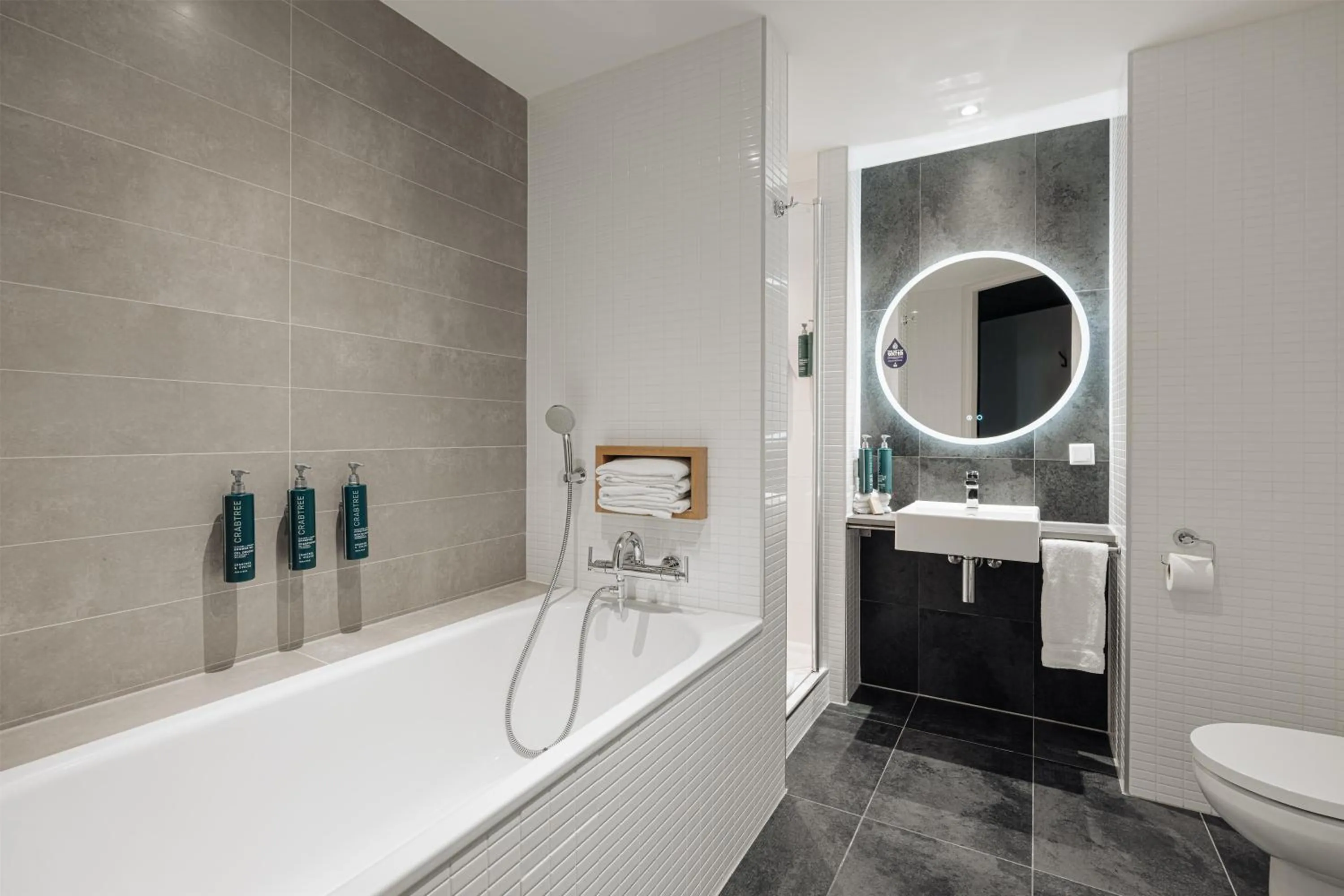 Bathroom in DoubleTree by Hilton Amsterdam Centraal Station