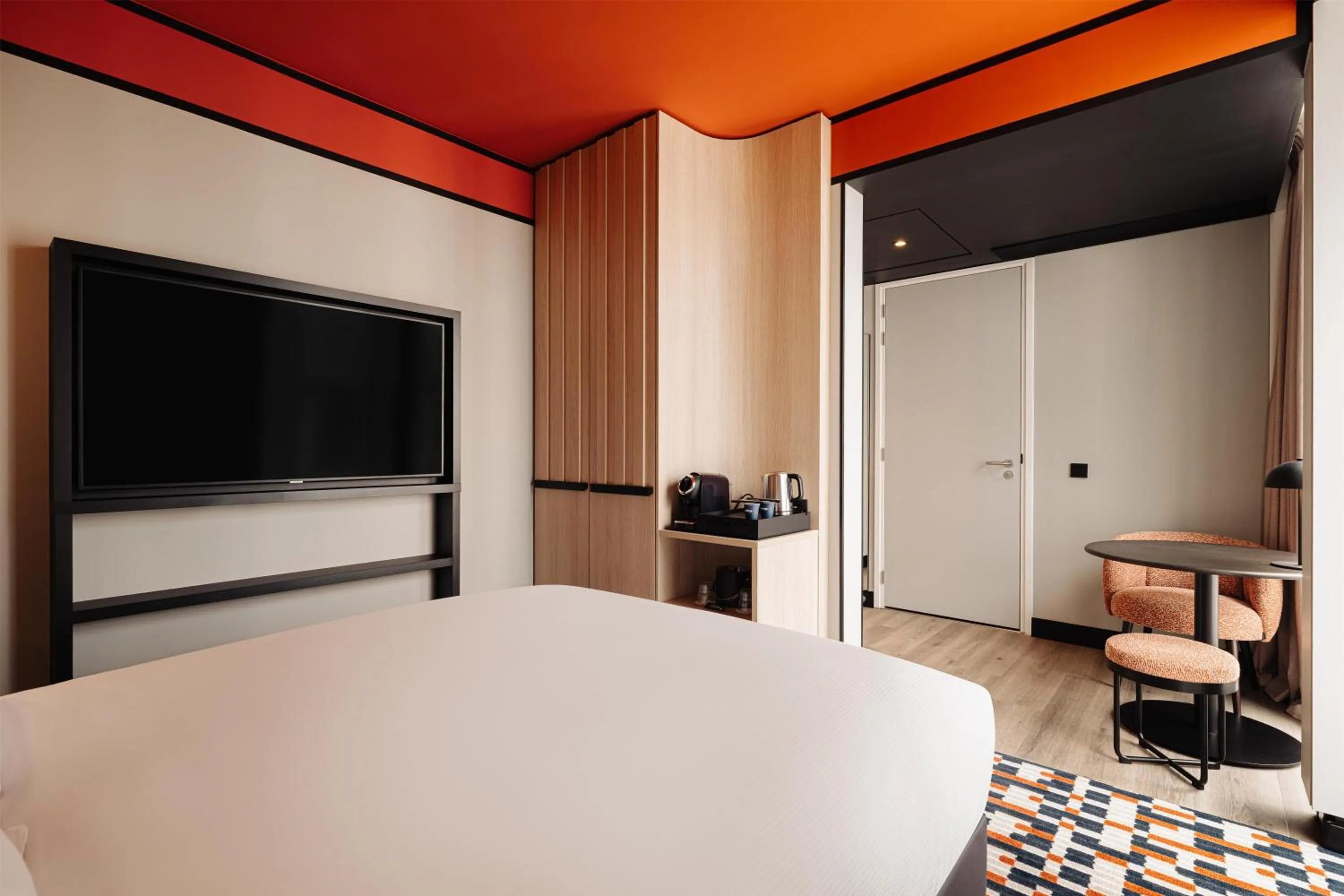 Bed in DoubleTree by Hilton Amsterdam Centraal Station