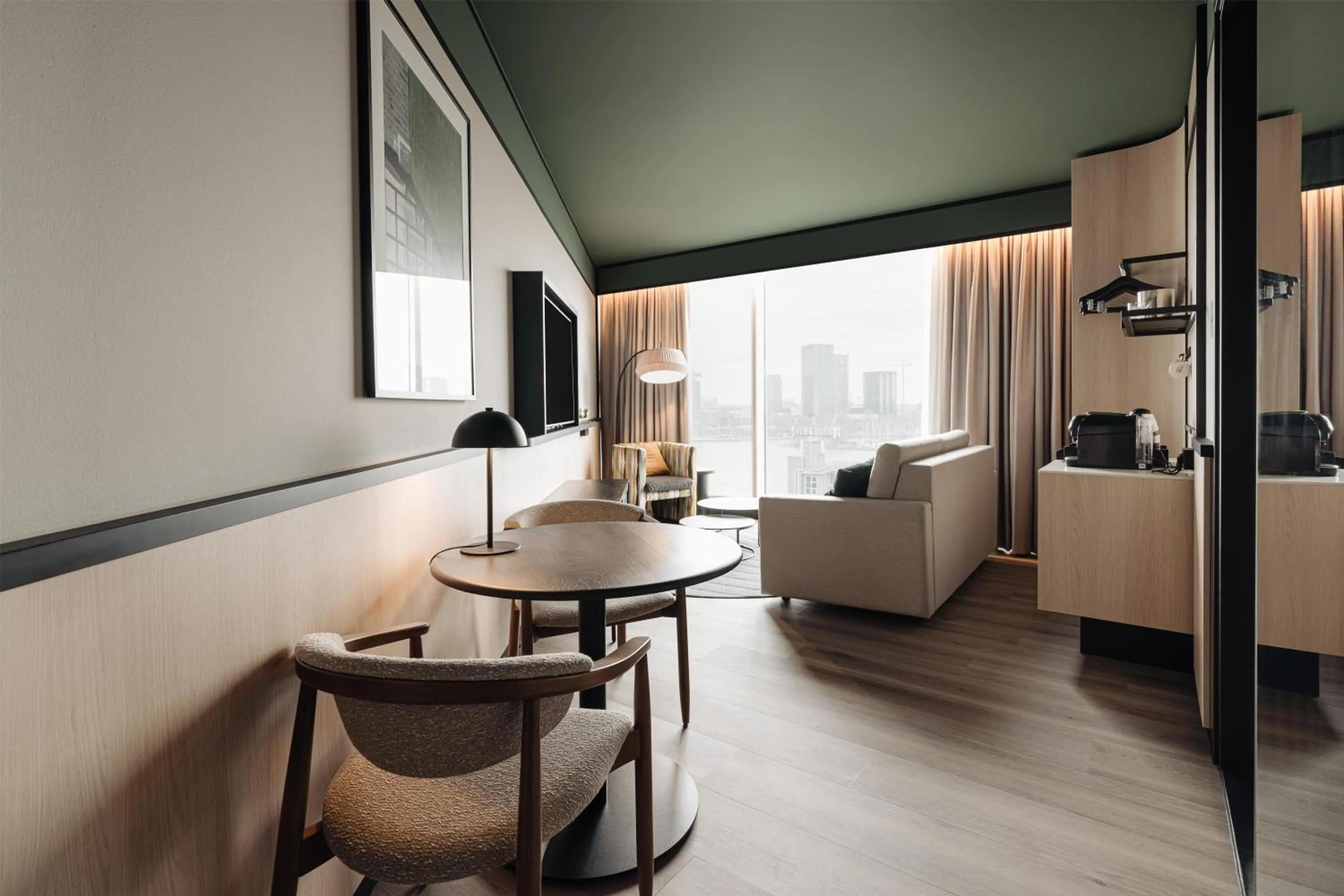 Living room in DoubleTree by Hilton Amsterdam Centraal Station