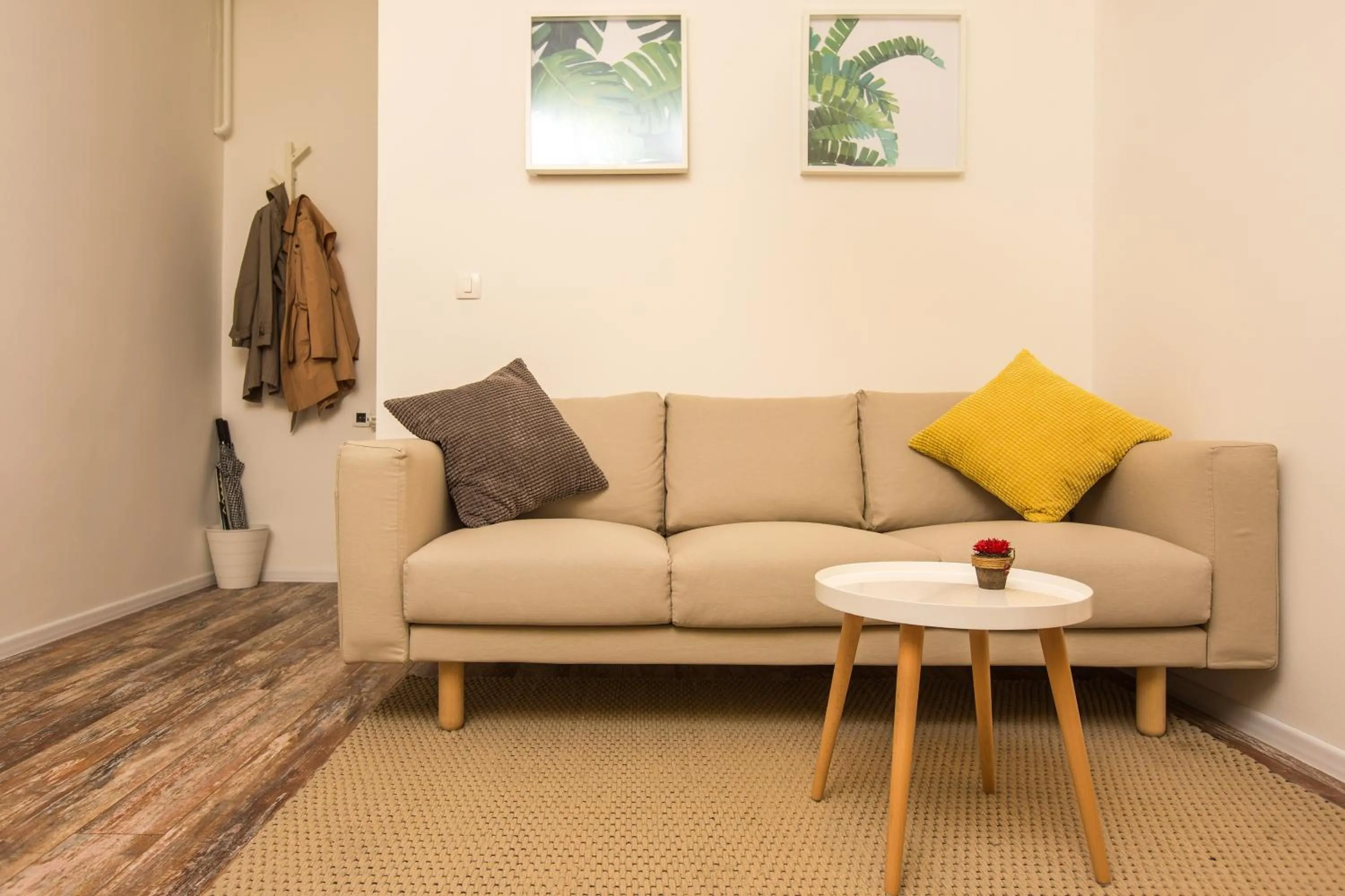 Two-Bedroom Apartment in Dub Apartments Zagreb - free parking