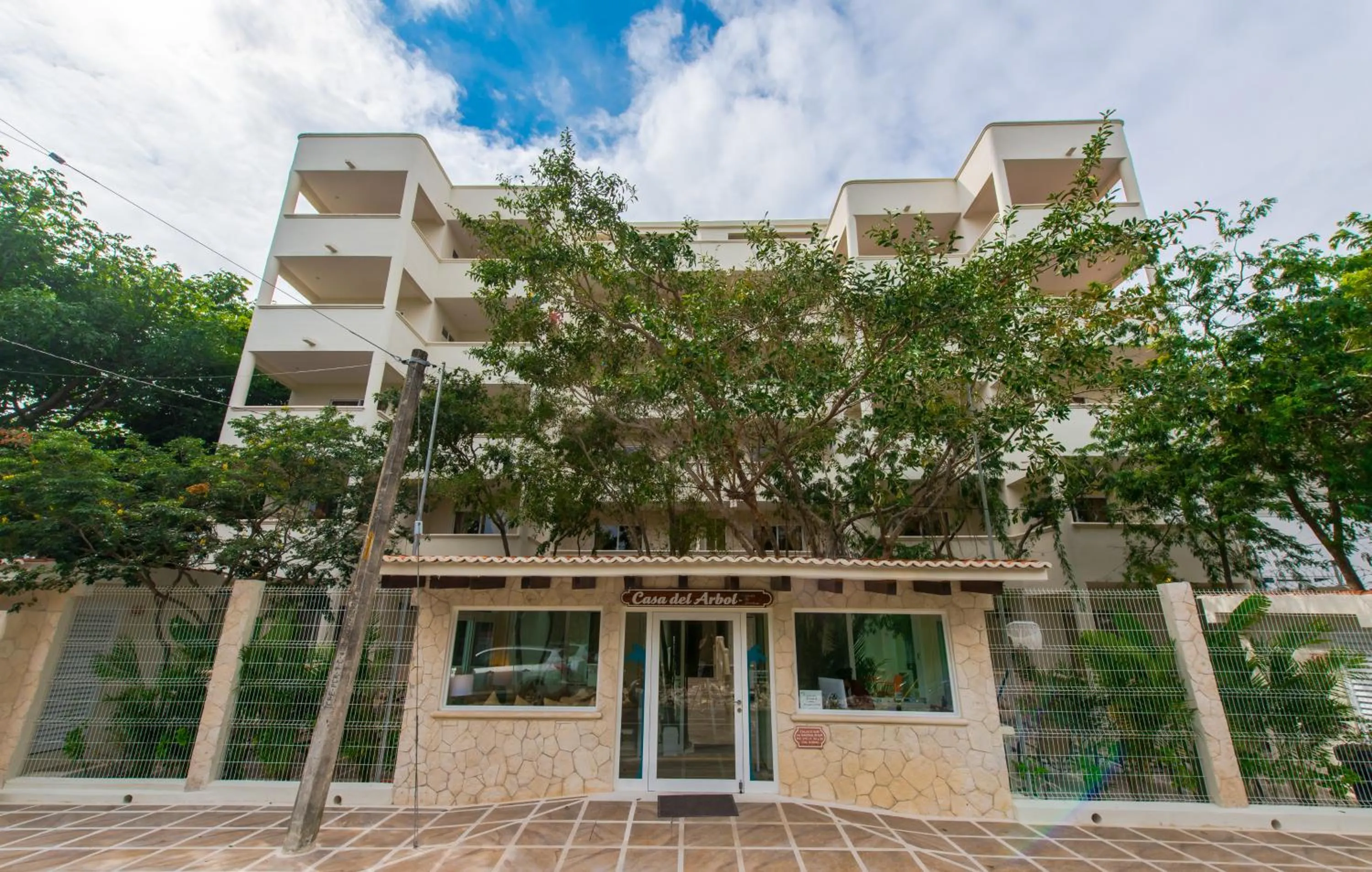 Property building in Condo Casa del Arbol