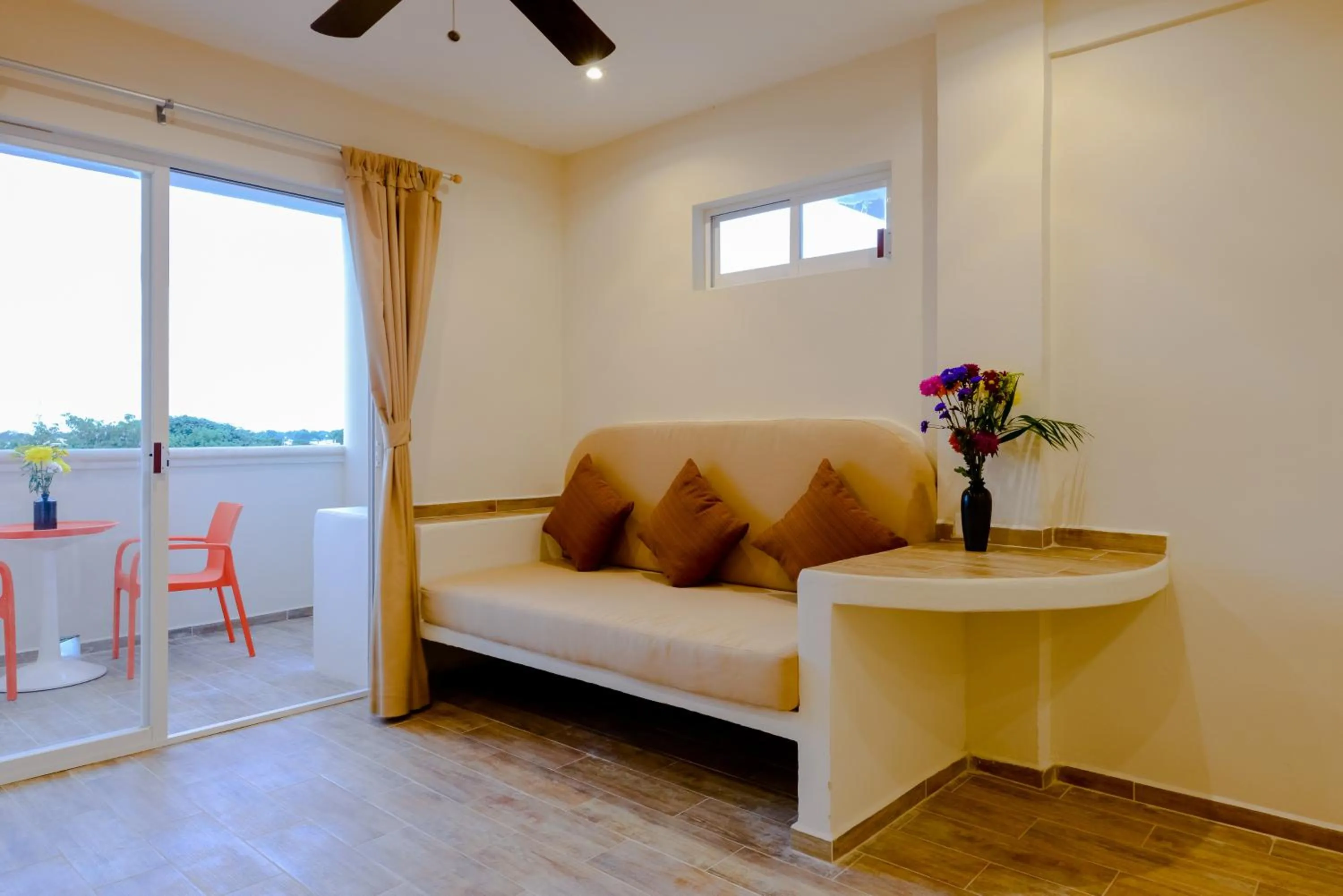 Seating area, Bed in Condo Casa del Arbol