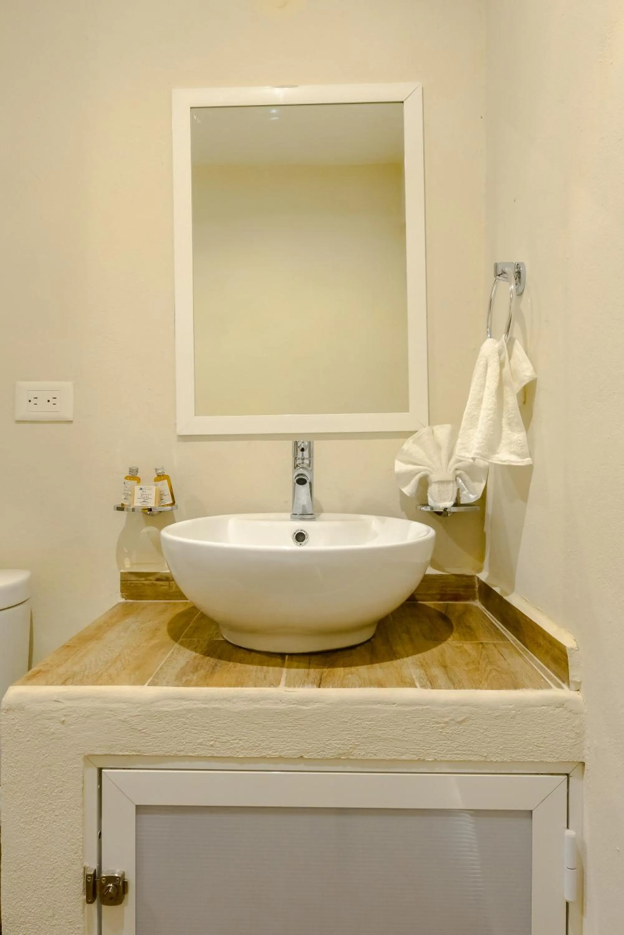 Shower in Condo Casa del Arbol