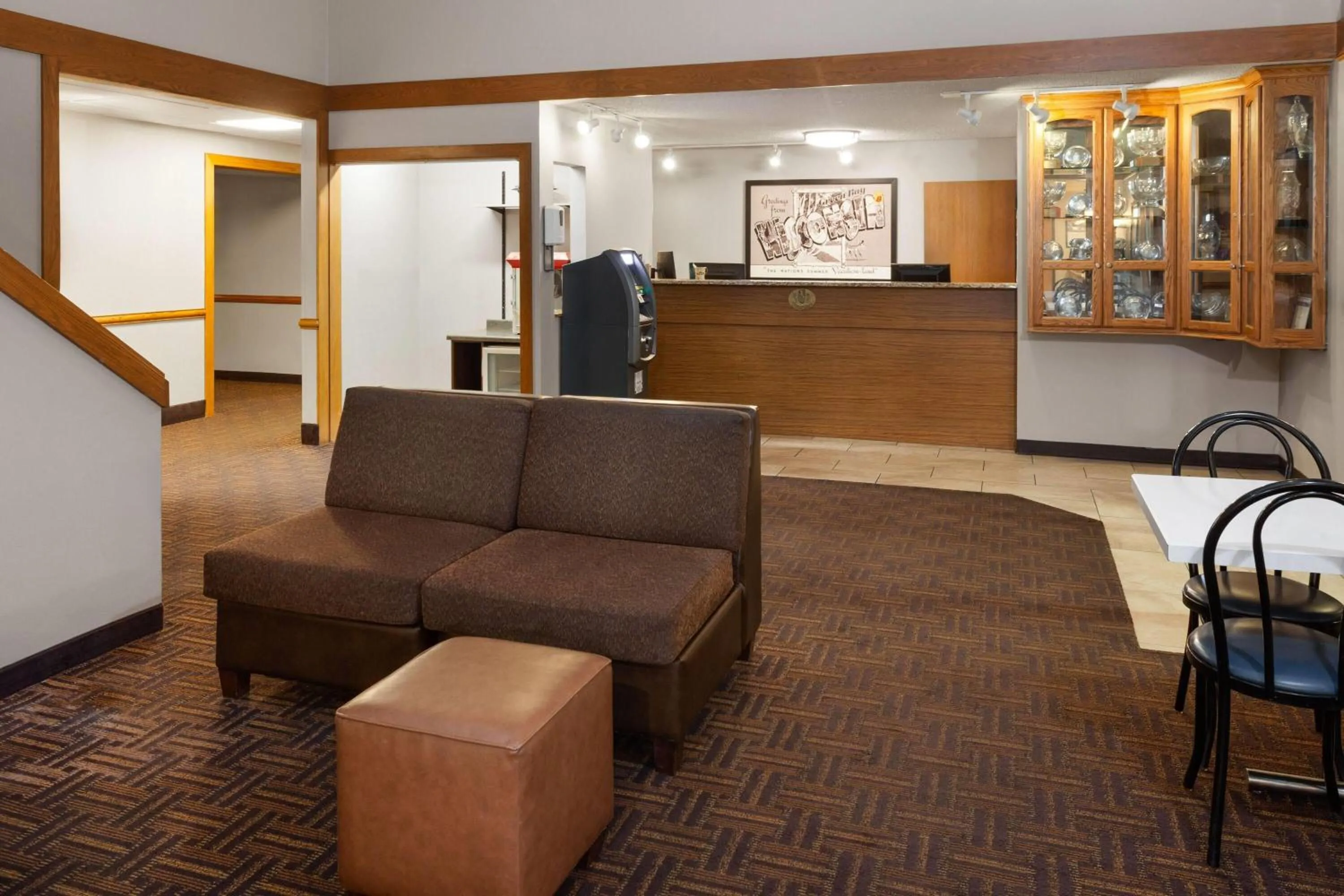 Lobby or reception in Super 8 by Wyndham Green Bay Near Stadium