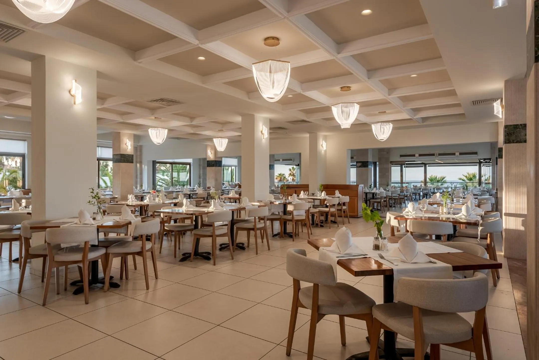 Restaurant/places to eat in Annabelle Beach Resort