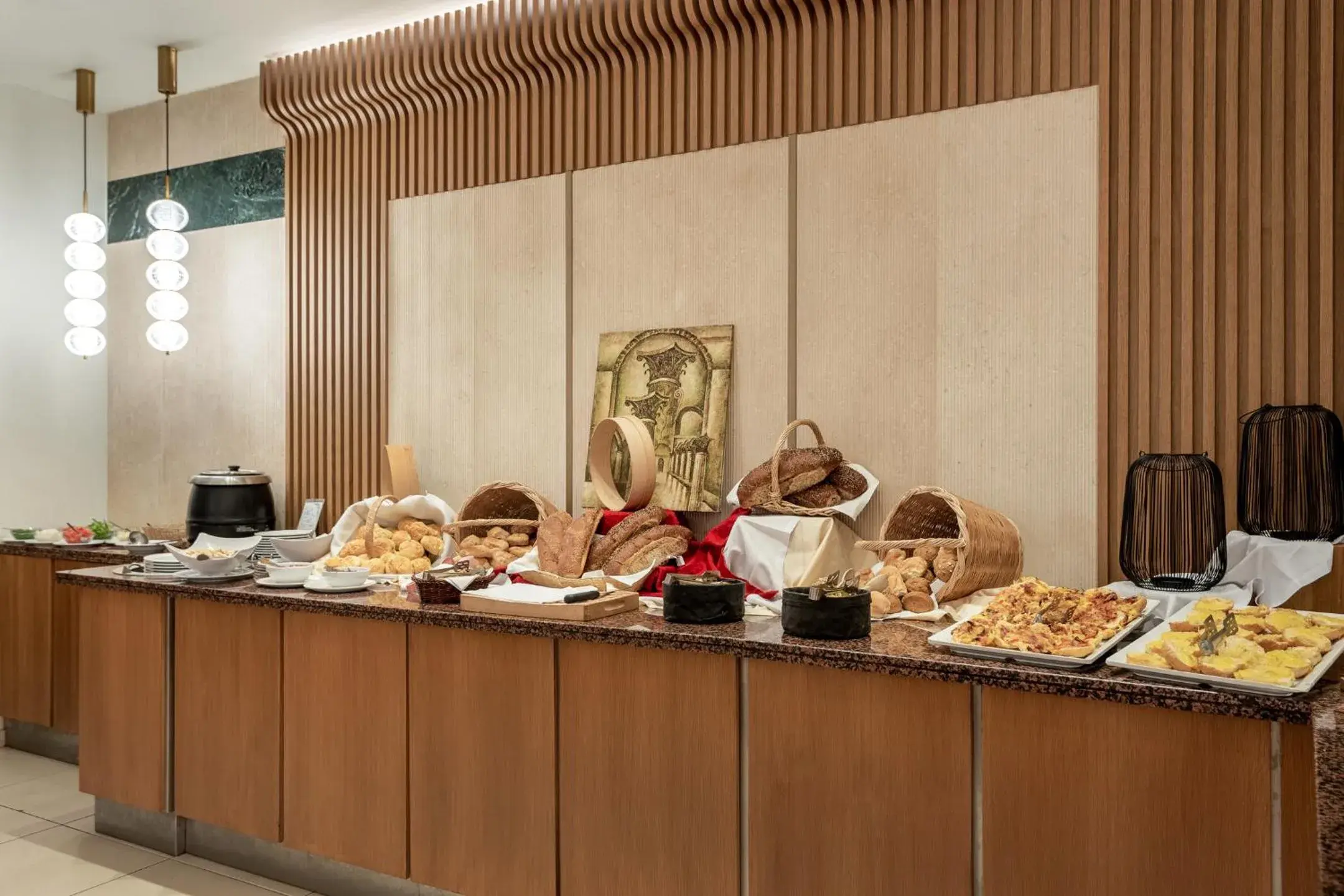 Restaurant/places to eat in Annabelle Beach Resort Restaurant/places to eat in Annabelle Beach Resort