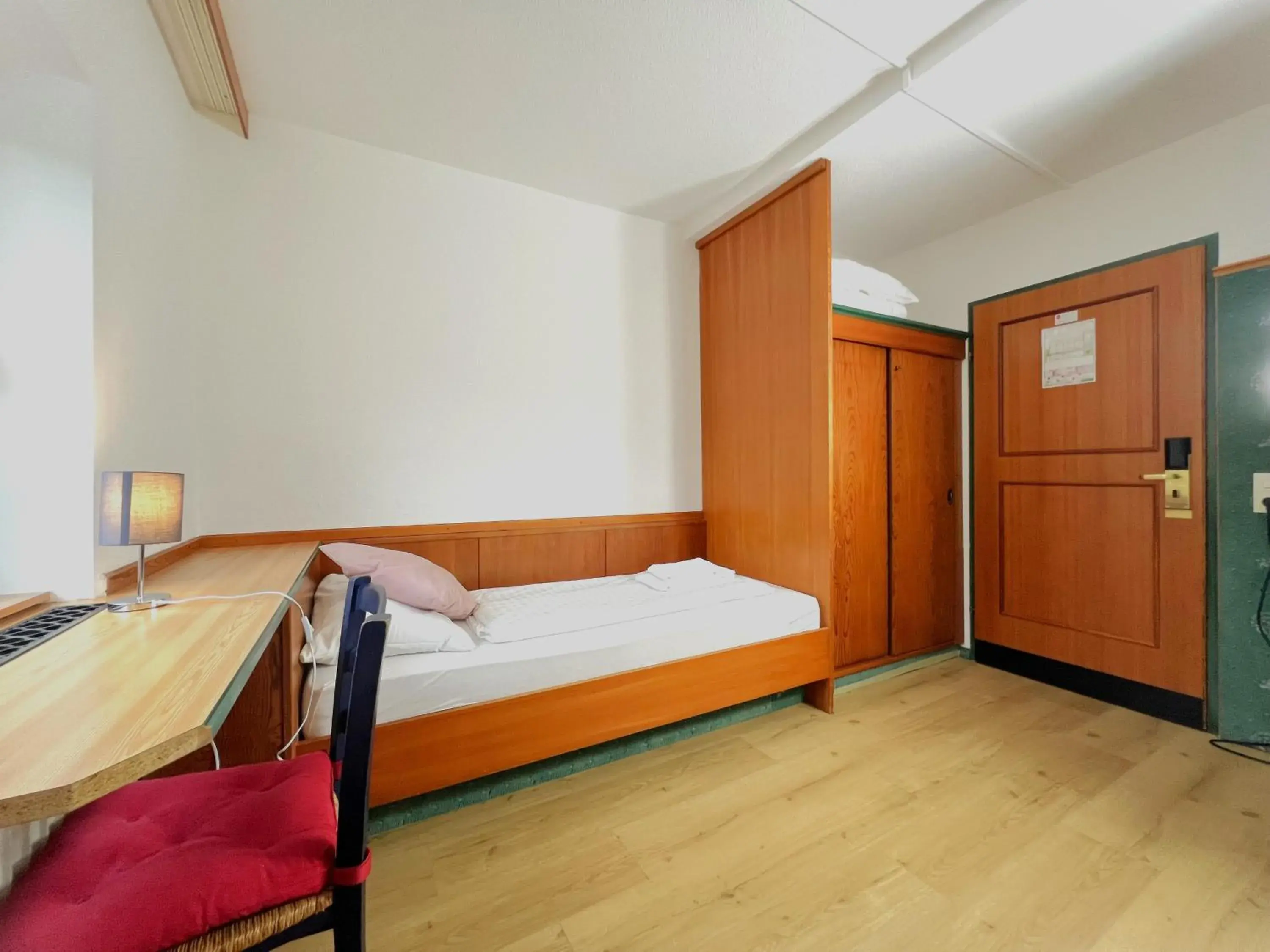 Twin Room in Mountain Hotel & Hostel Twin Room in Mountain Hotel & Hostel