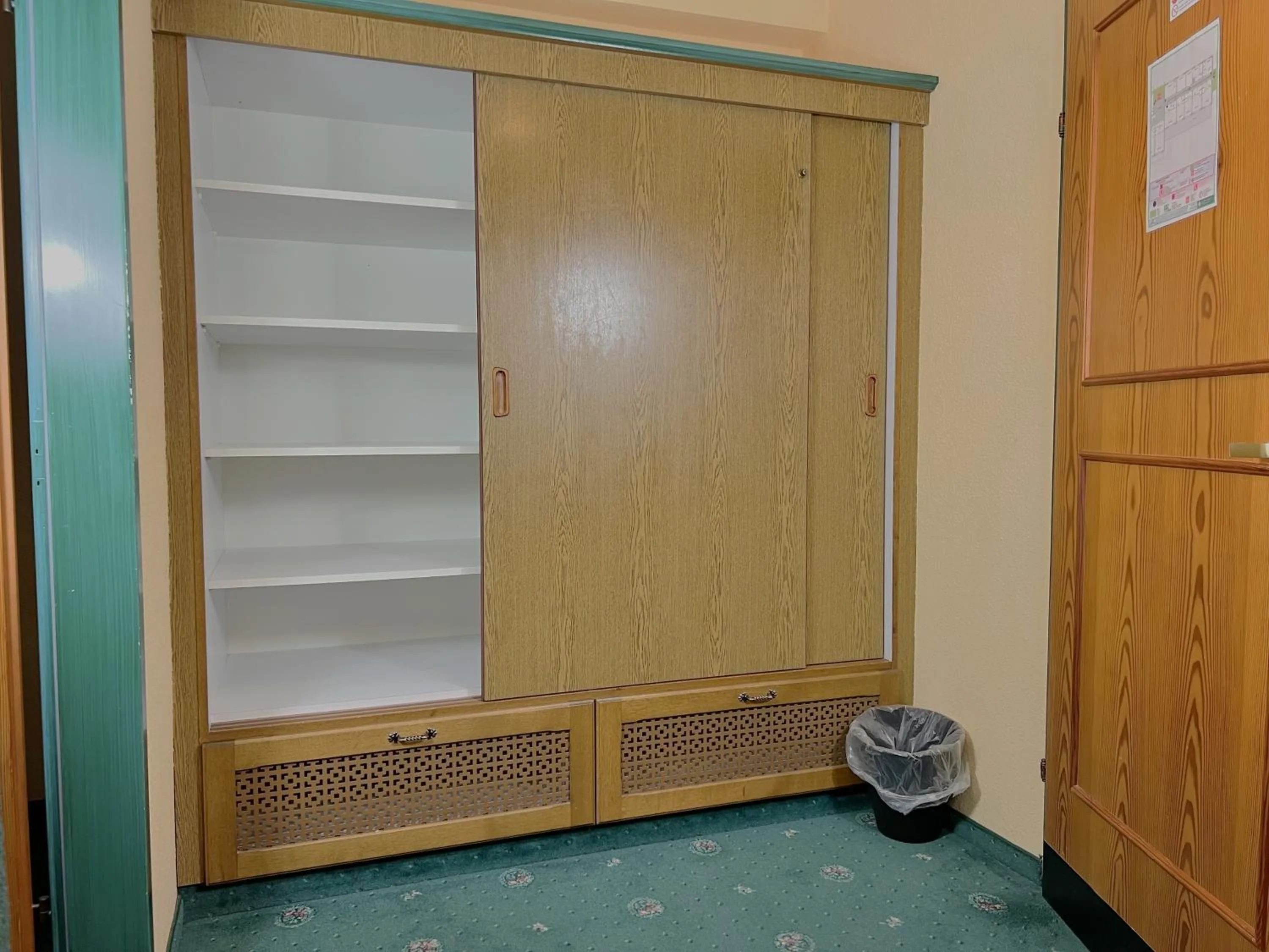 Photo of the whole room in Mountain Hotel & Hostel