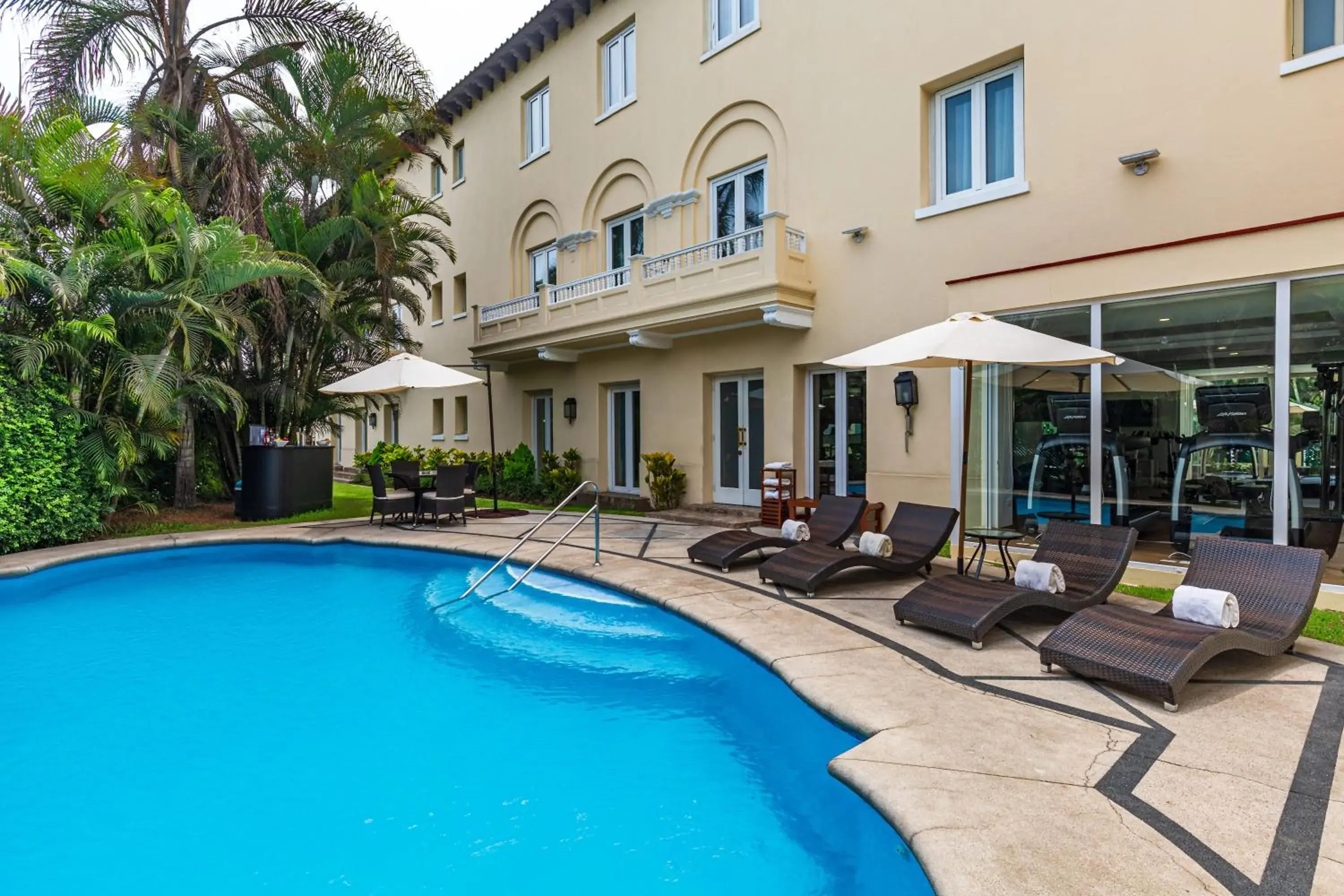 Swimming pool in Country Club Lima Hotel – The Leading Hotels of the World Swimming pool in Country Club Lima Hotel – The Leading Hotels of the World