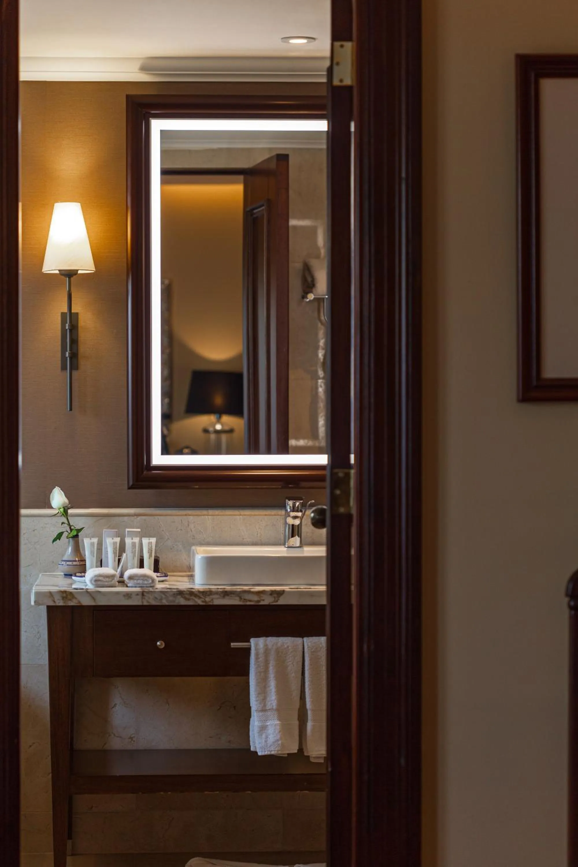 Bathroom in Country Club Lima Hotel – The Leading Hotels of the World
