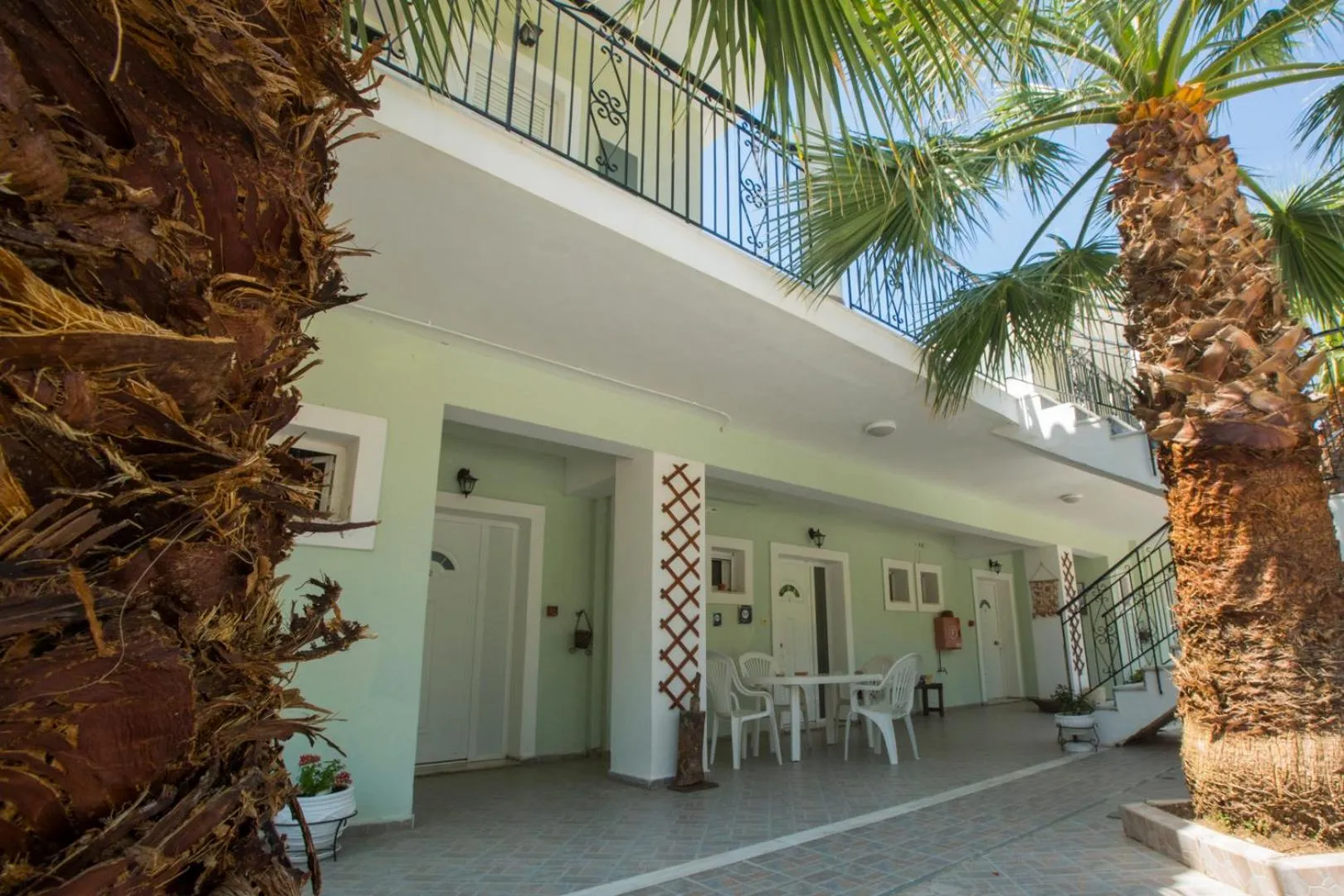 Facade/entrance in Summer Dream