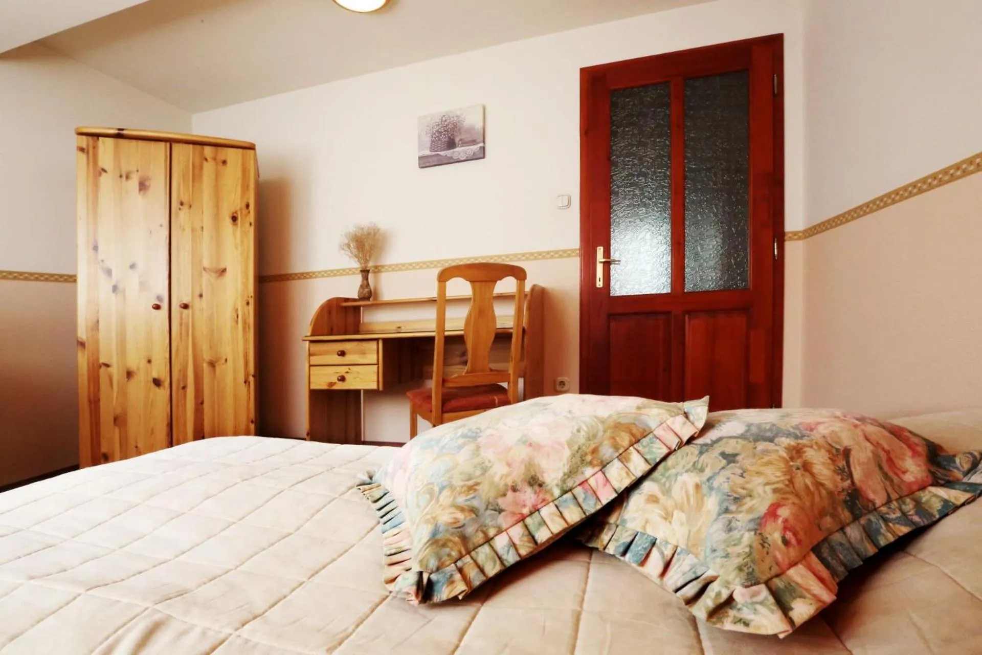 Photo of the whole room, Bed in Família Vendégház