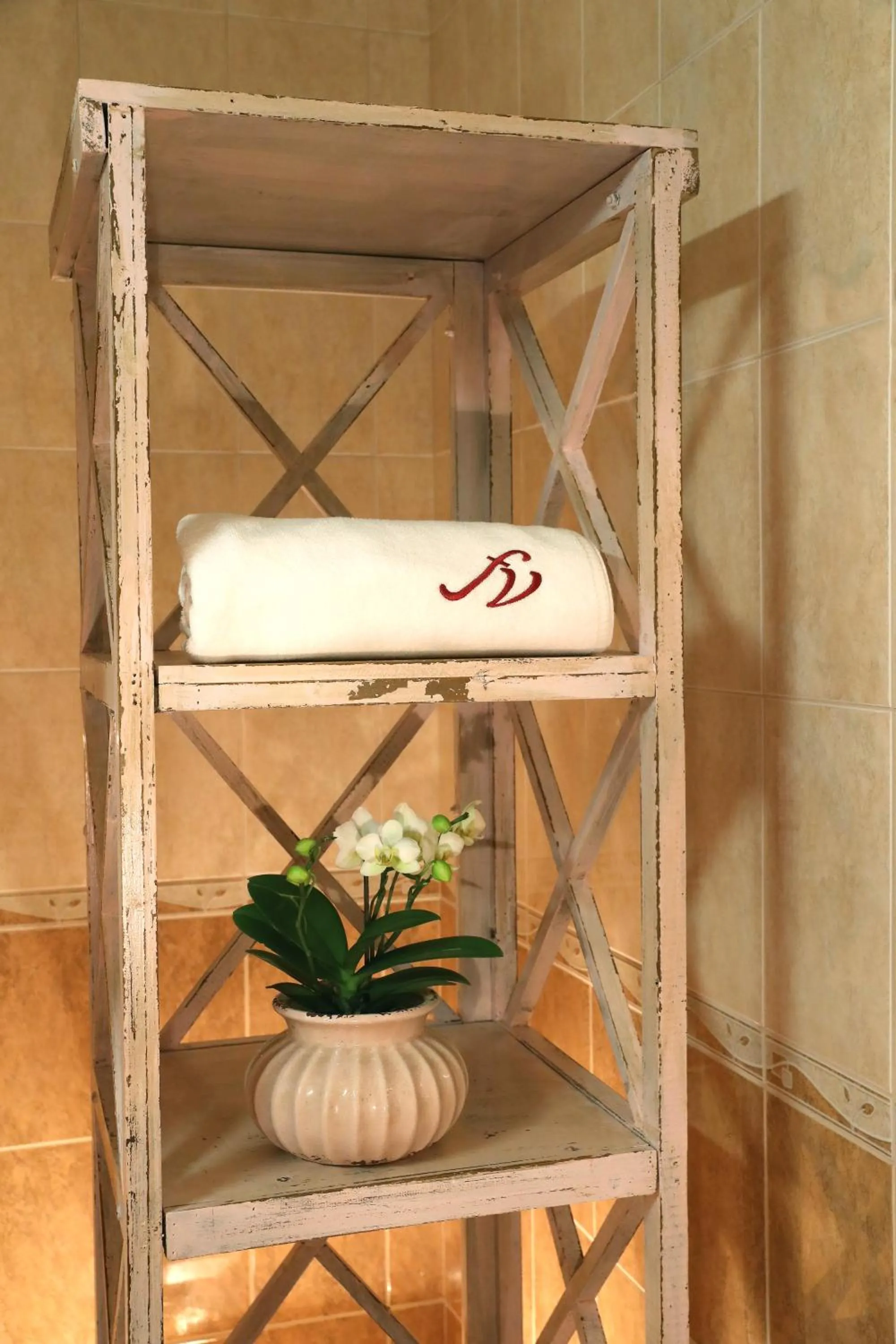 Bathroom in Família Vendégház